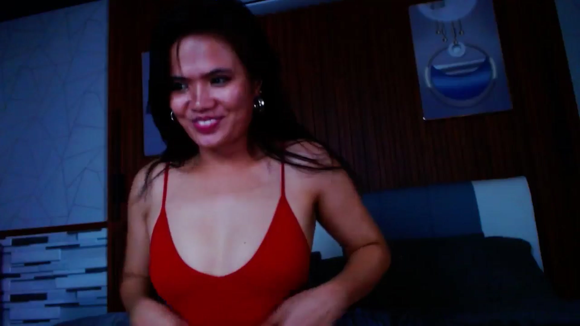 Gallery image thumbnail from SweetOne_4u's myfreecams stream on, 08/27/2024, 02:15 image 13 of 20