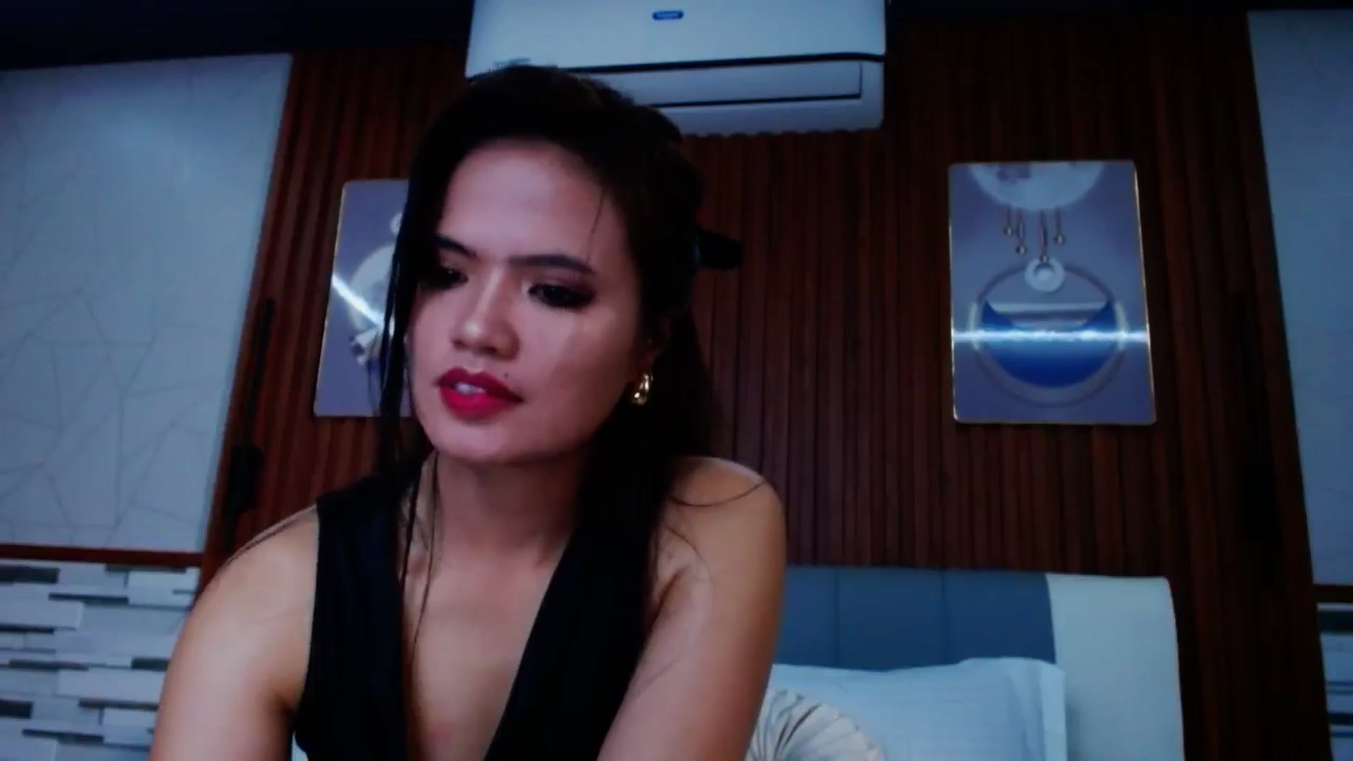 Gallery image thumbnail from SweetOne_4u's myfreecams stream on, 09/02/2024, 23:47 image 4 of 20