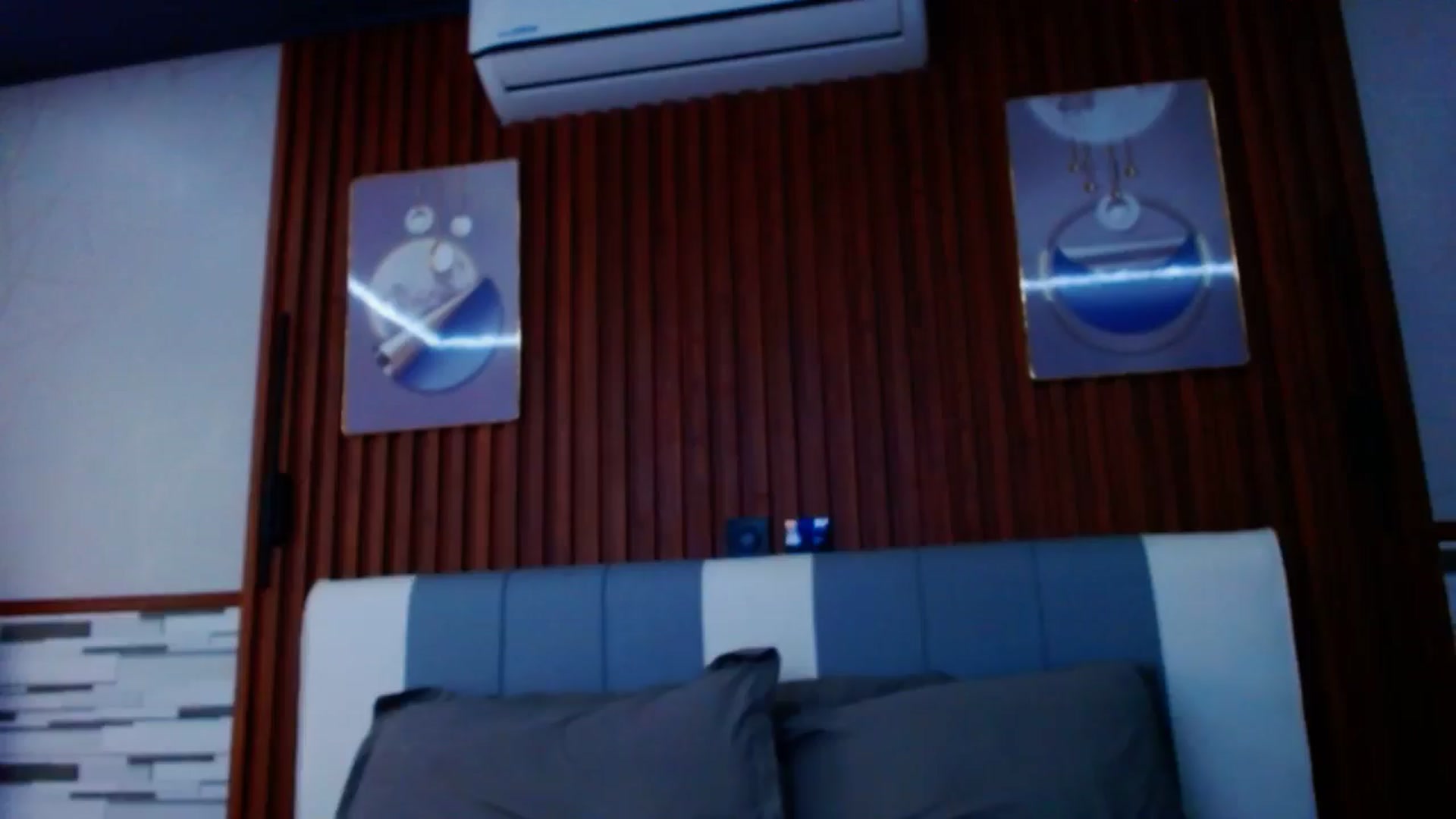 Gallery image thumbnail from SweetOne_4u's myfreecams stream on, 09/19/2024, 22:20 image 18 of 20