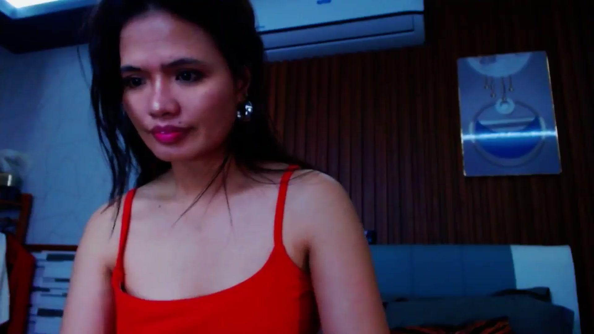 Gallery image thumbnail from SweetOne_4u's myfreecams stream on, 10/05/2024, 22:58 image 4 of 20