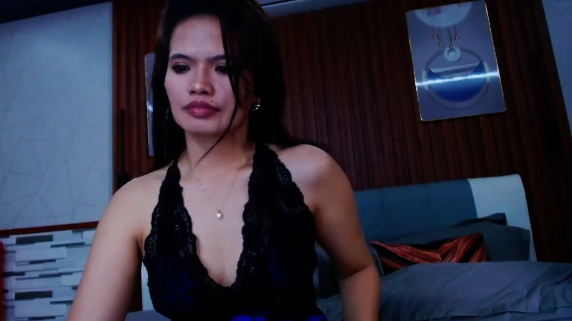 Gallery image thumbnail from SweetOne_4u's myfreecams stream on, 10/09/2024, 23:27 image 16 of 20