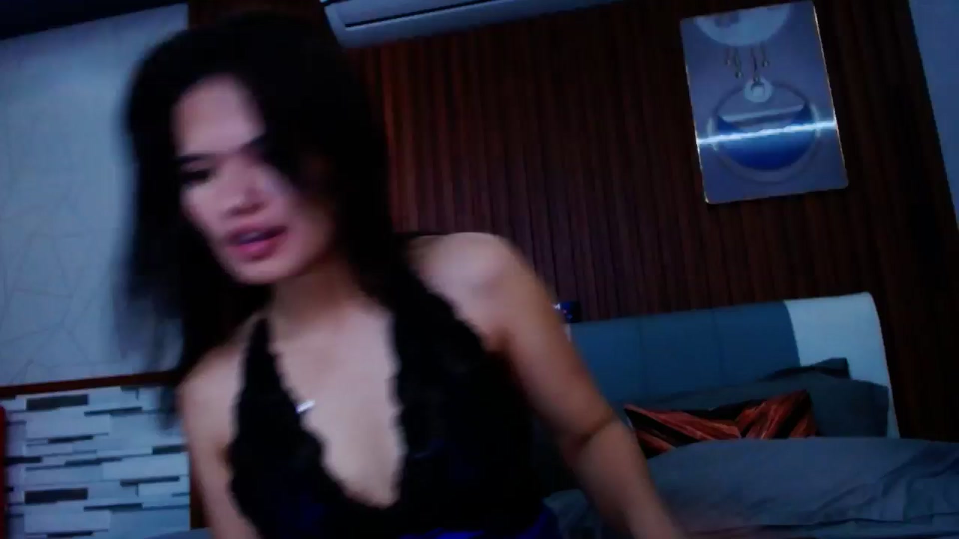 Gallery image thumbnail from SweetOne_4u's myfreecams stream on, 10/09/2024, 23:27 image 5 of 20