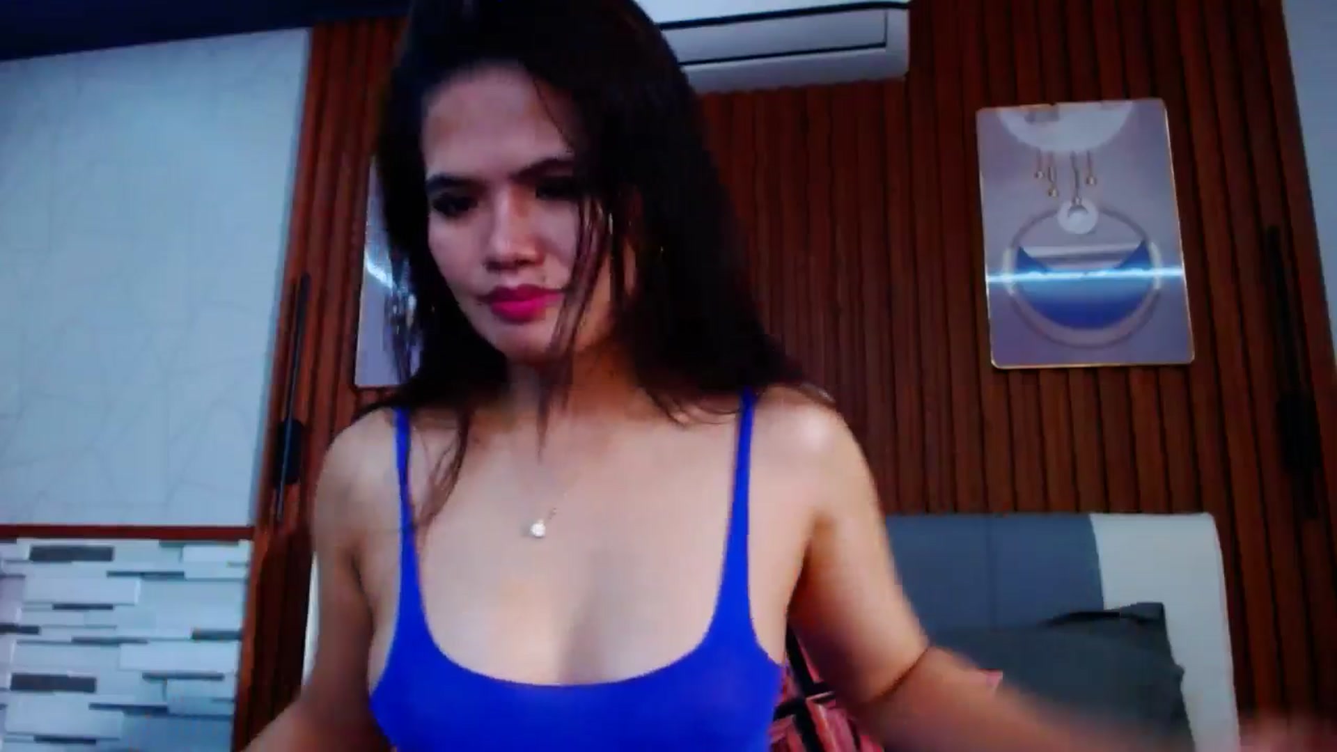 Gallery image thumbnail from SweetOne_4u's myfreecams stream on, 10/12/2024, 23:04 image 17 of 20