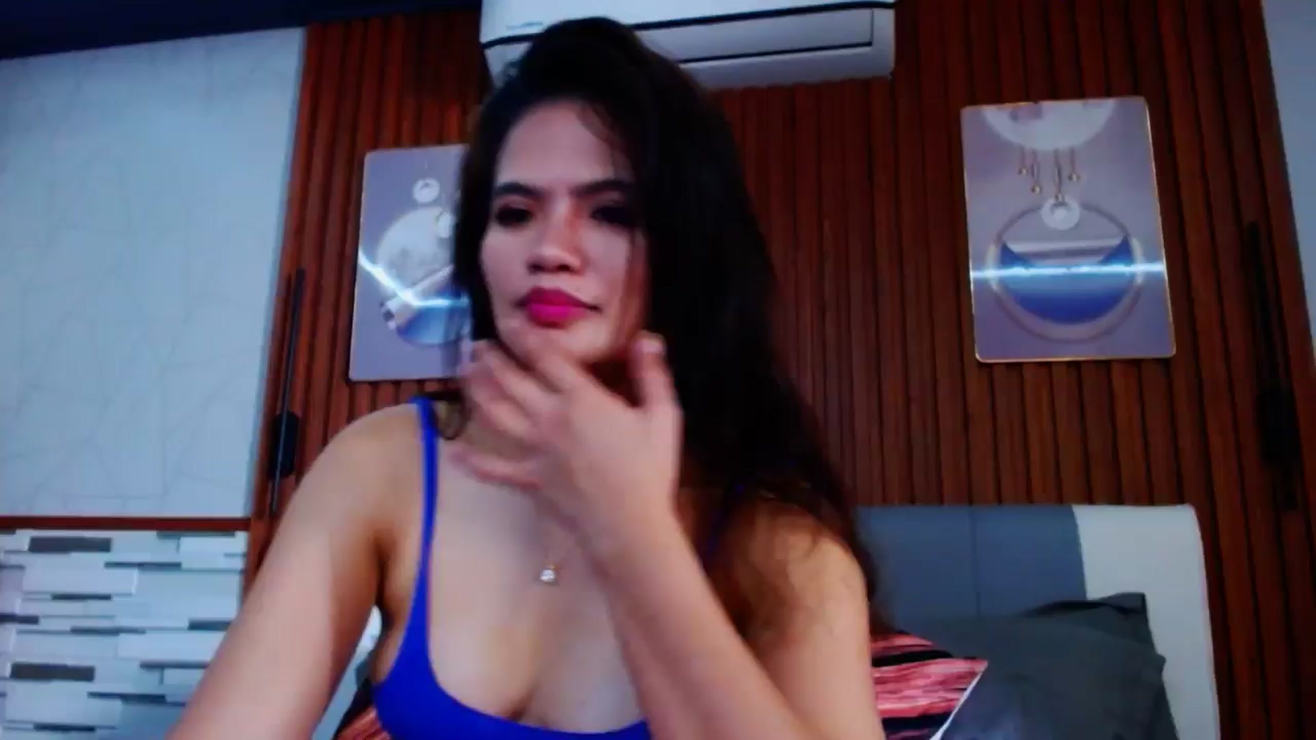 Gallery image thumbnail from SweetOne_4u's myfreecams stream on, 10/12/2024, 23:04 image 19 of 20