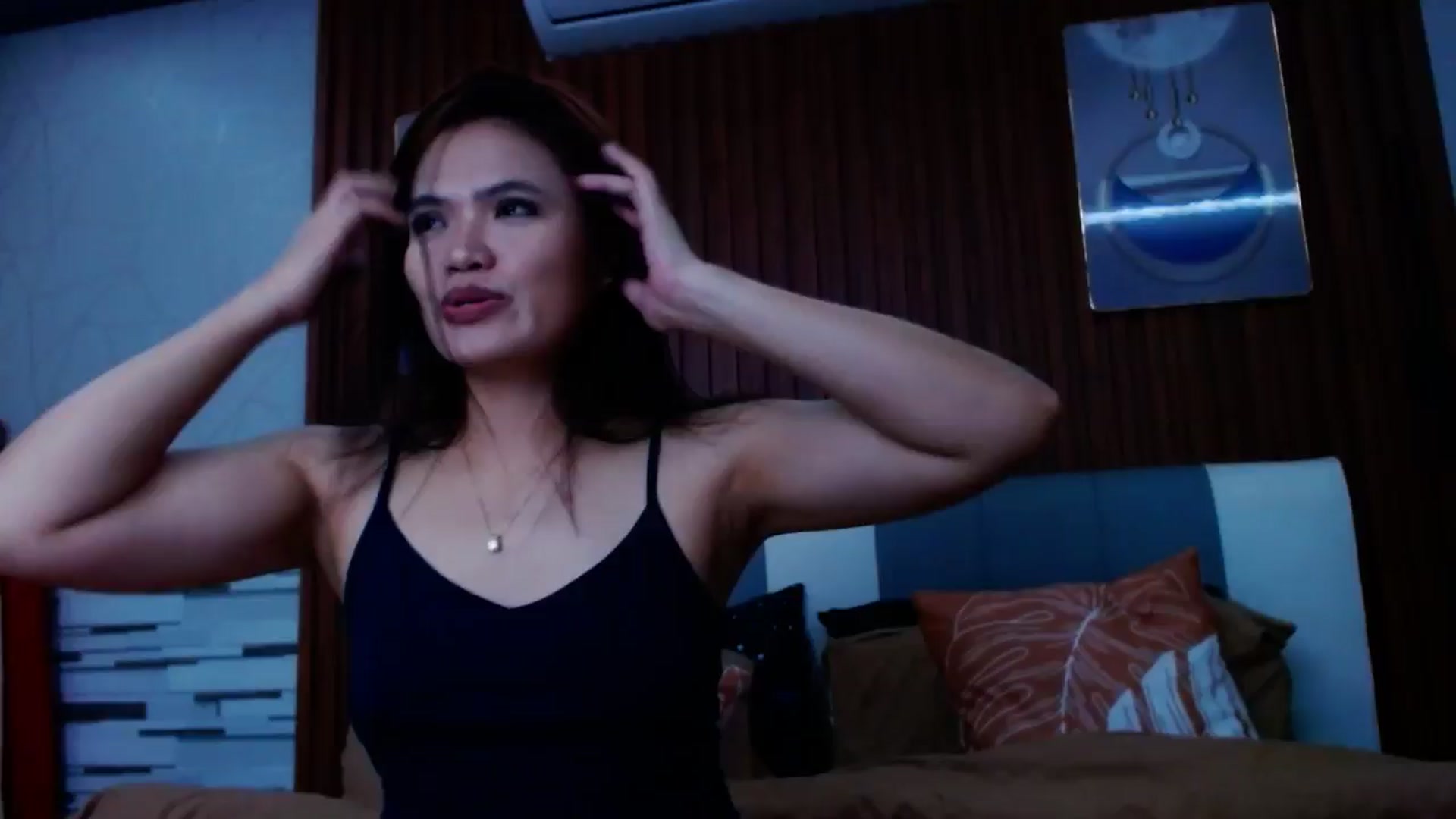 Gallery image thumbnail from SweetOne_4u's myfreecams stream on, 10/23/2024, 22:56 image 1 of 20