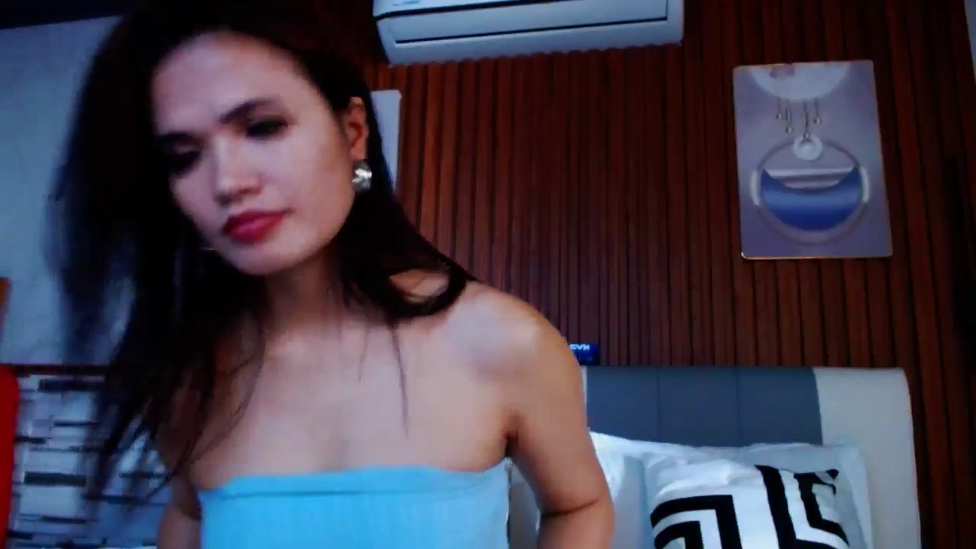 Gallery image thumbnail from SweetOne_4u's myfreecams stream on, 11/04/2024, 23:39 image 15 of 20