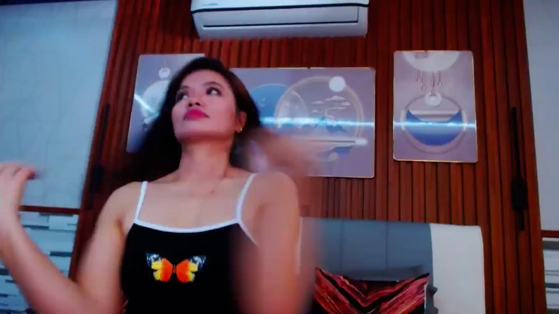 Gallery image thumbnail from SweetOne_4u's myfreecams stream on, 11/14/2024, 23:50 image 1 of 20