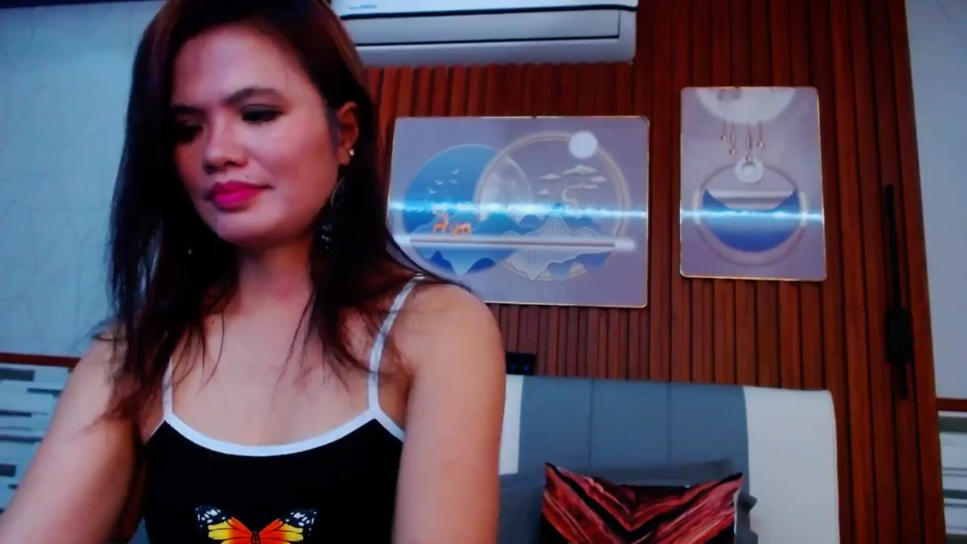 Gallery image thumbnail from SweetOne_4u's myfreecams stream on, 11/14/2024, 23:50 image 5 of 20