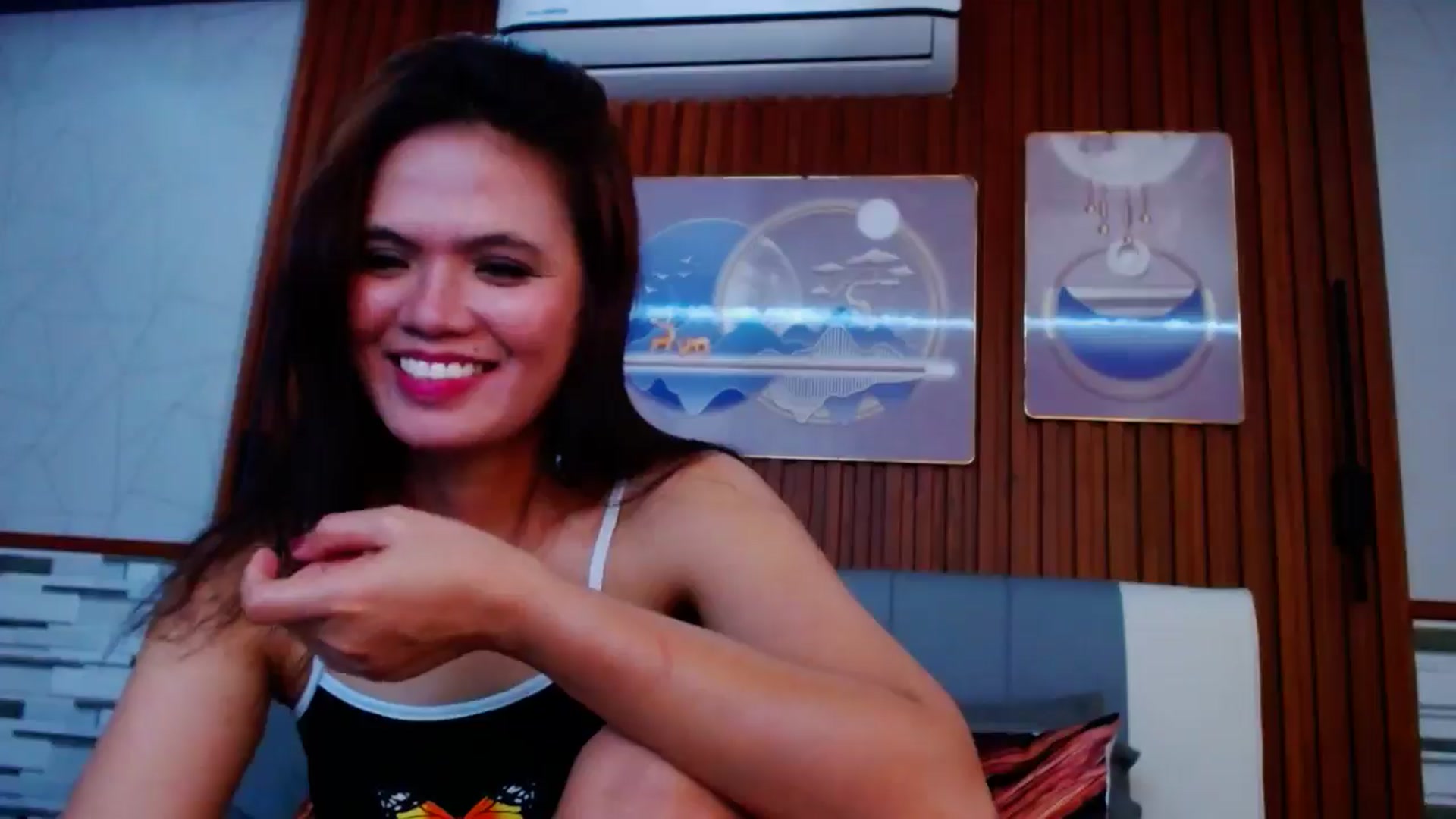 Gallery image thumbnail from SweetOne_4u's myfreecams stream on, 11/14/2024, 23:50 image 20 of 20