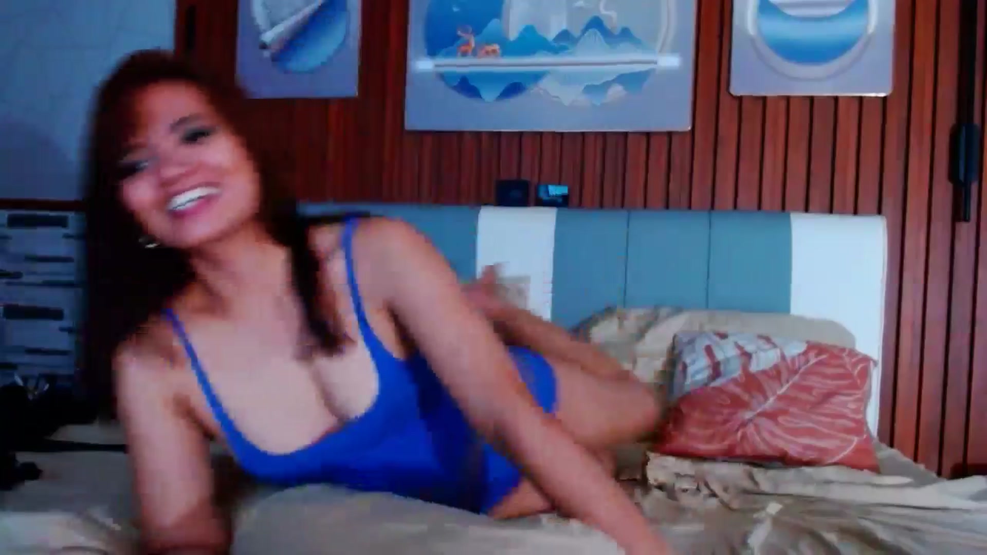 Gallery image thumbnail from SweetOne_4u's myfreecams stream on, 01/15/2025, 01:27 image 11 of 20