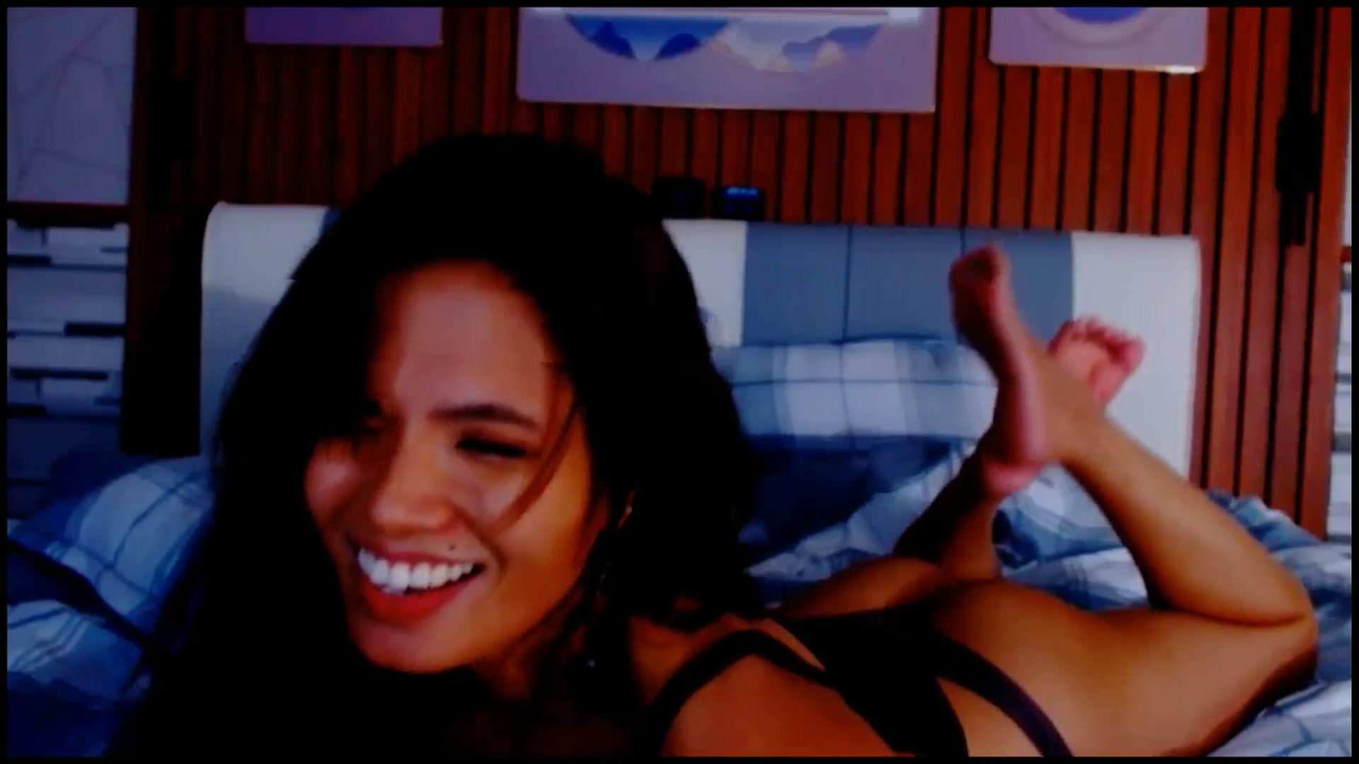 Gallery image thumbnail from SweetOne_4u's myfreecams stream on, 03/12/2025, 02:10 image 10 of 20