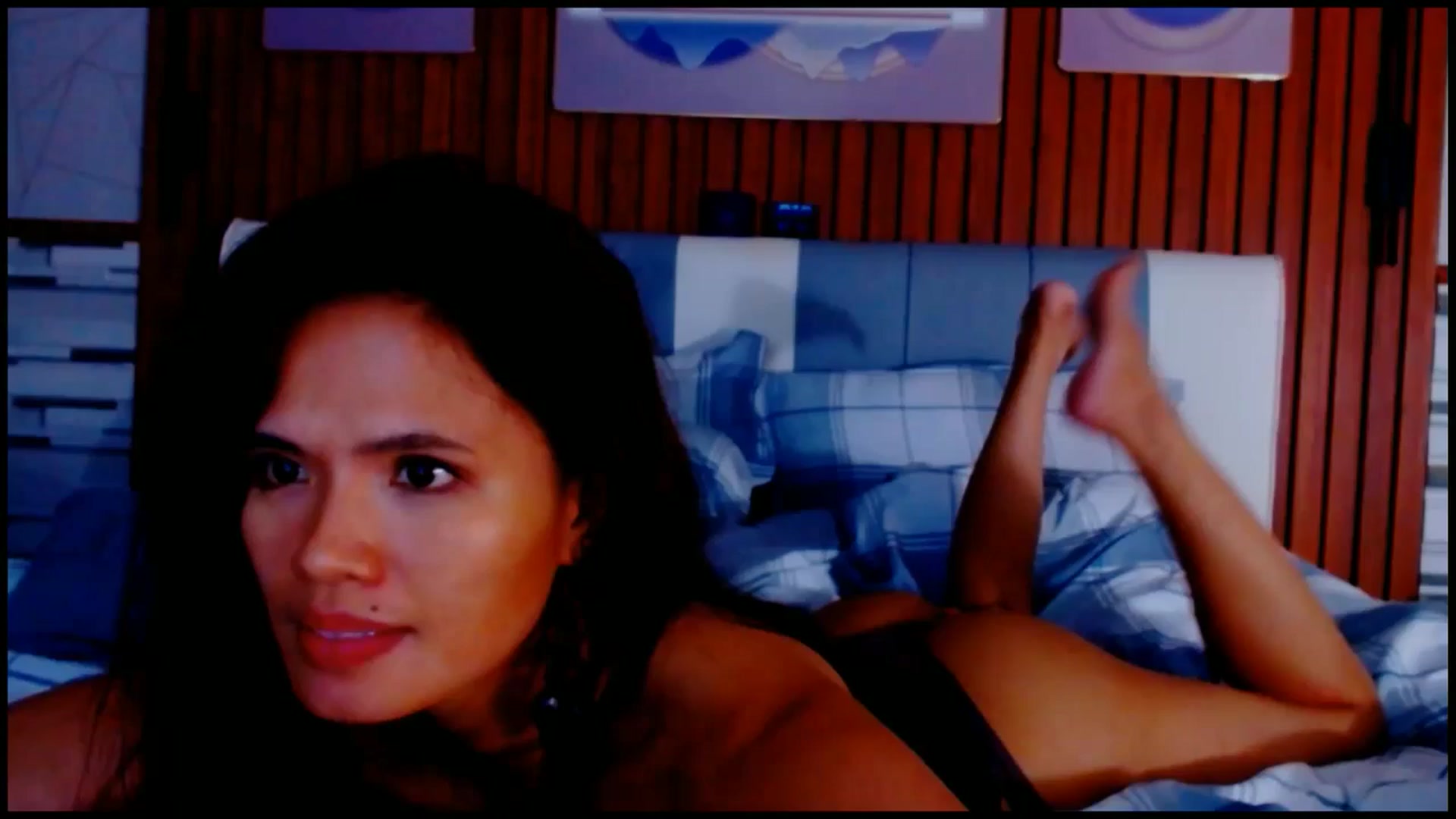 Gallery image thumbnail from SweetOne_4u's myfreecams stream on, 03/12/2025, 03:19 image 10 of 20