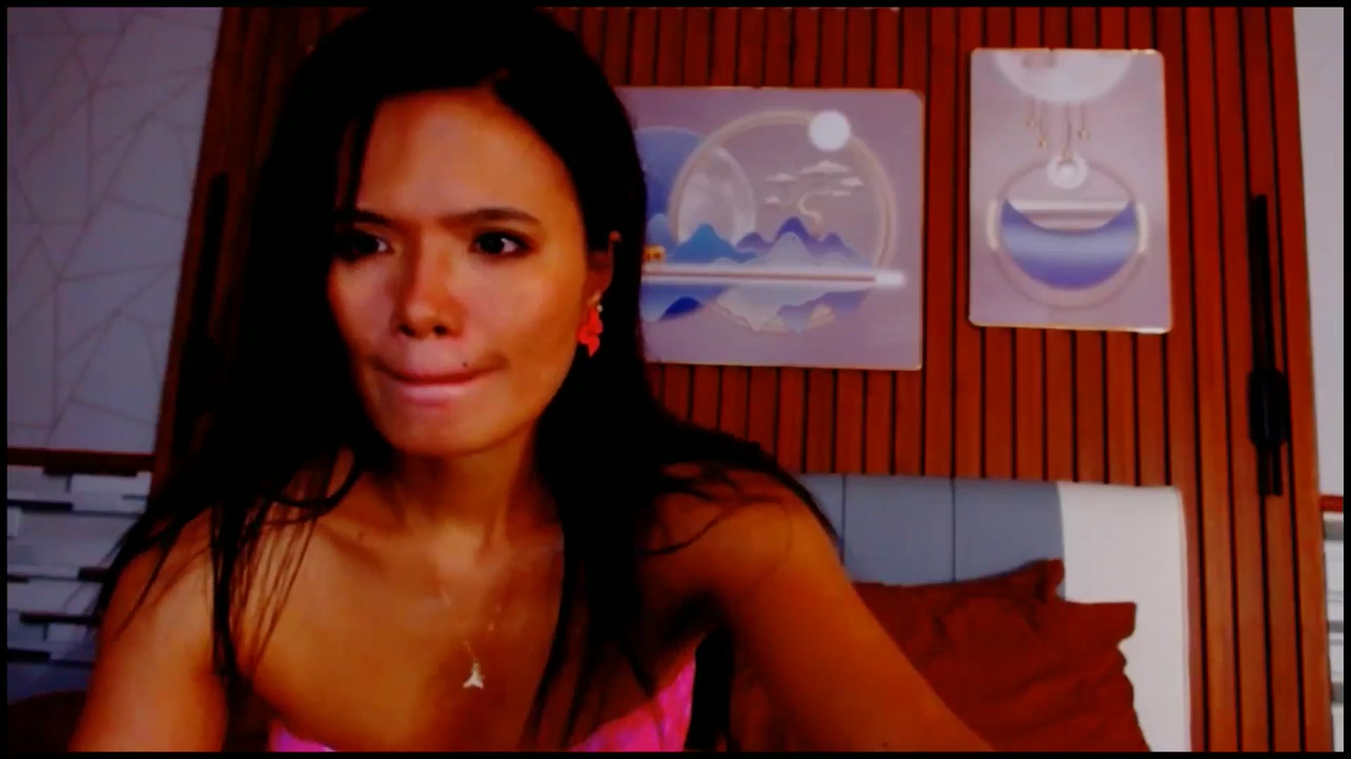 Gallery image thumbnail from SweetOne_4u's myfreecams stream on, 04/16/2025, 01:20 image 18 of 20