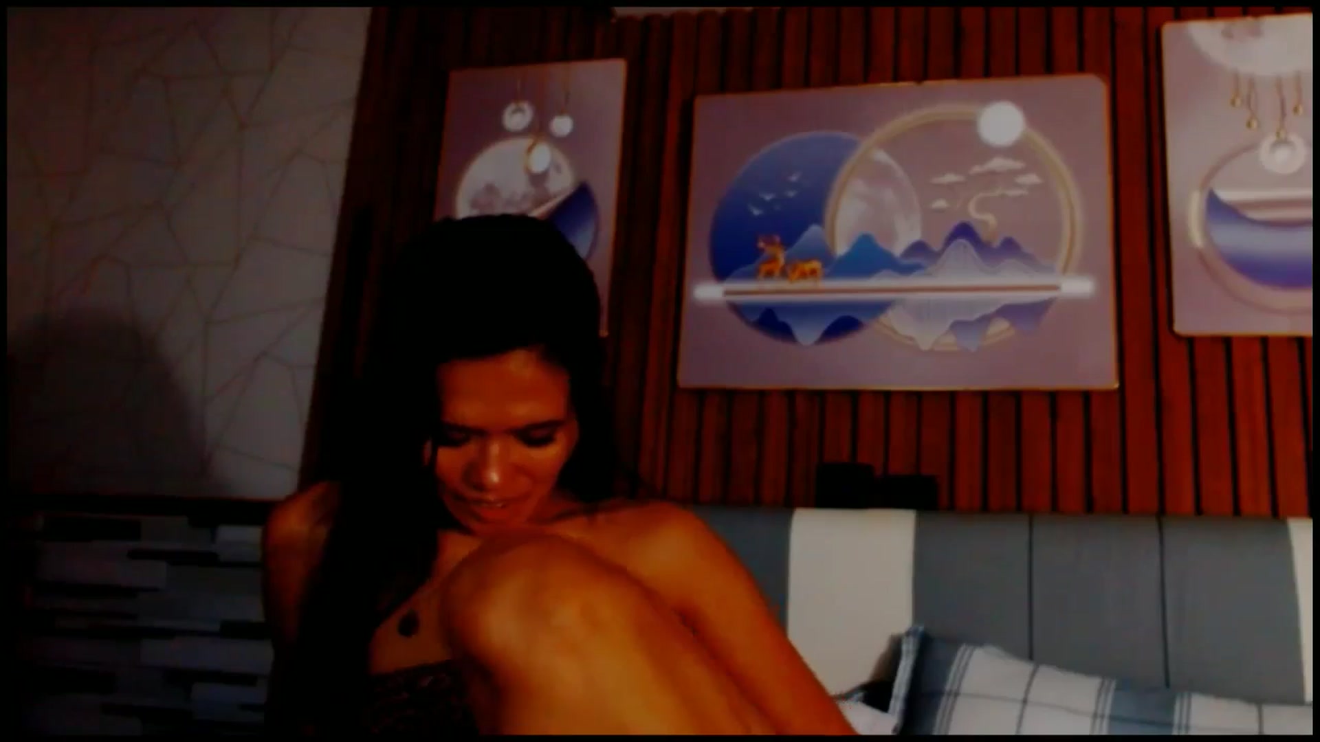 Gallery image thumbnail from SweetOne_4u's myfreecams stream on, 04/27/2025, 02:41 image 15 of 20