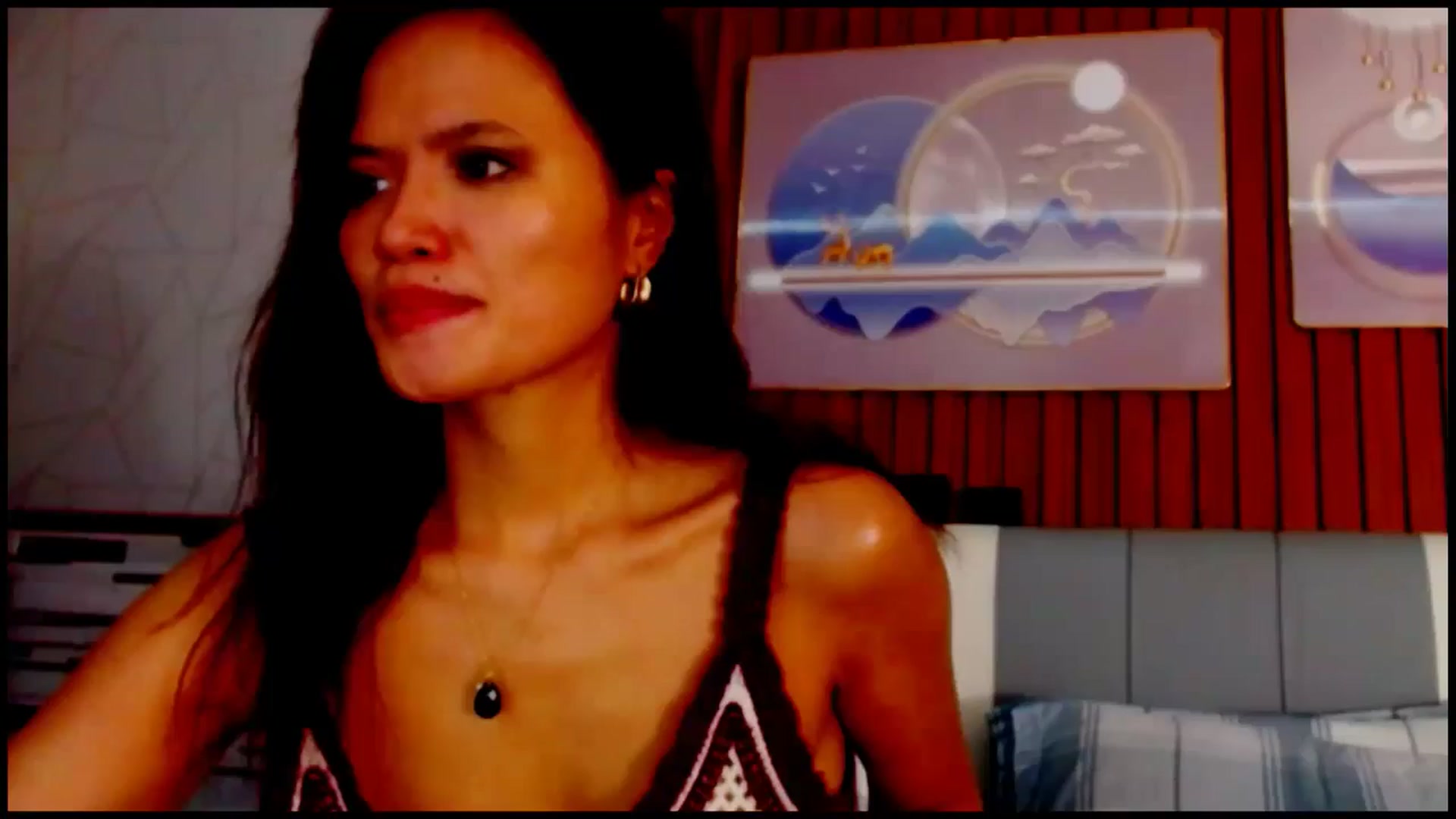 Gallery image thumbnail from SweetOne_4u's myfreecams stream on, 04/28/2025, 24:48 image 4 of 20
