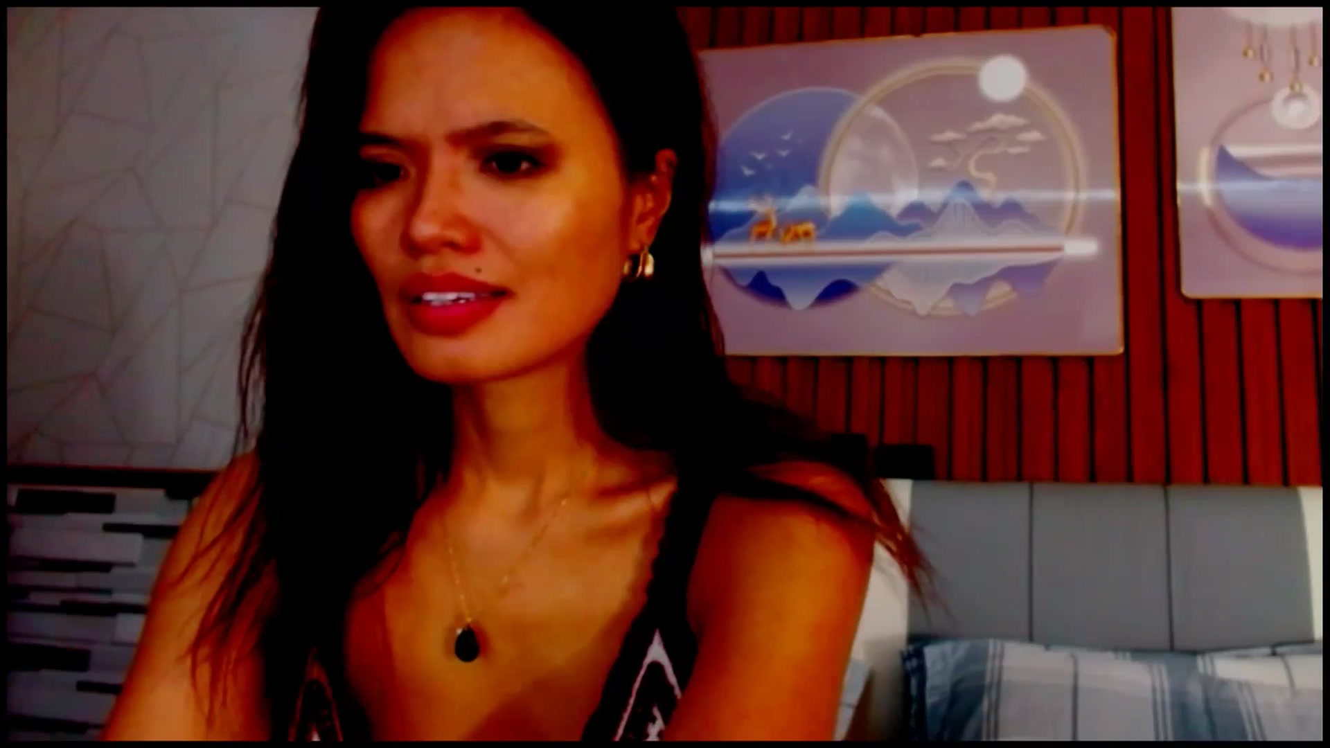 Gallery image thumbnail from SweetOne_4u's myfreecams stream on, 04/28/2025, 24:48 image 5 of 20