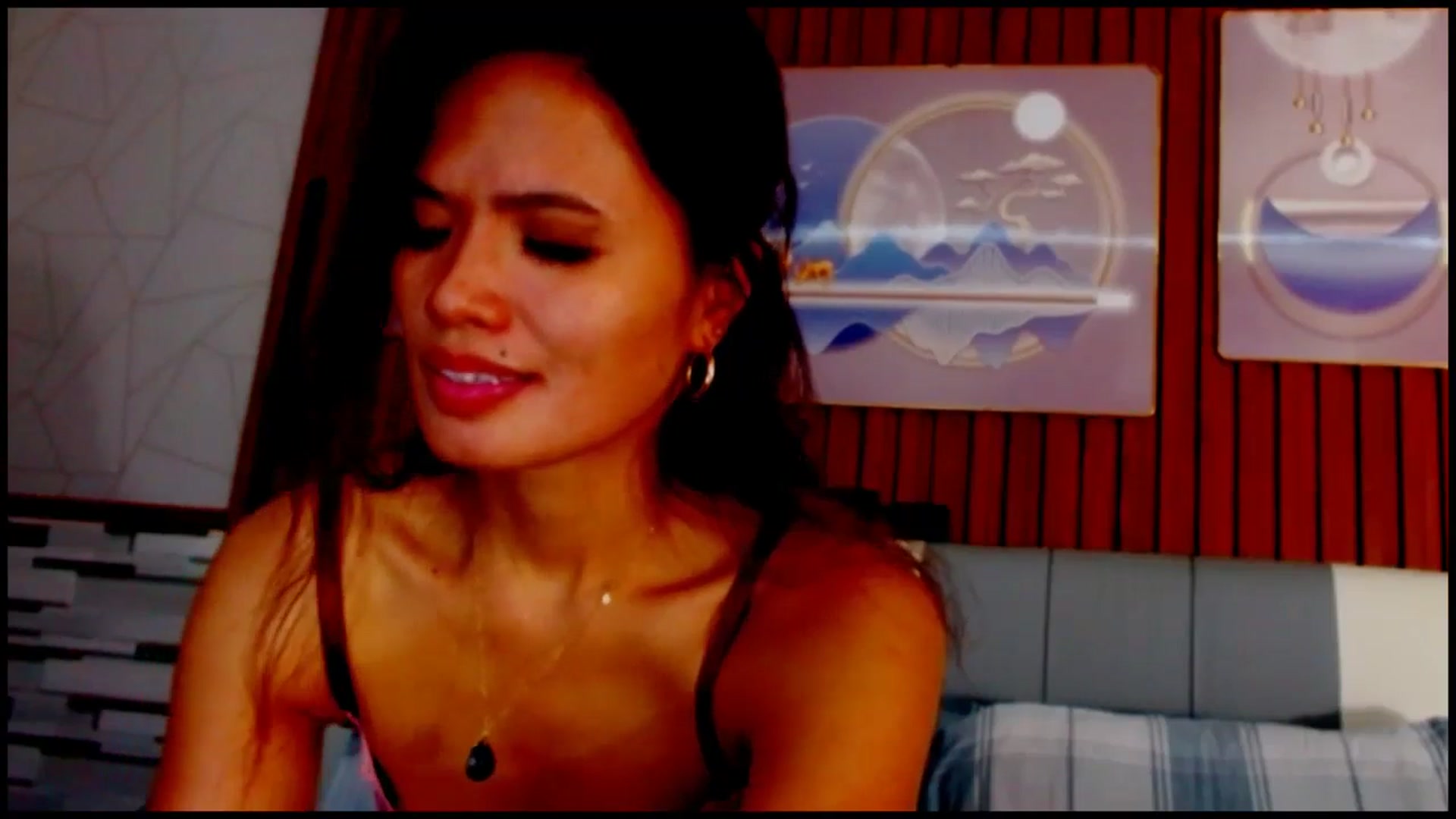 Gallery image thumbnail from SweetOne_4u's myfreecams stream on, 04/29/2025, 02:44 image 5 of 20