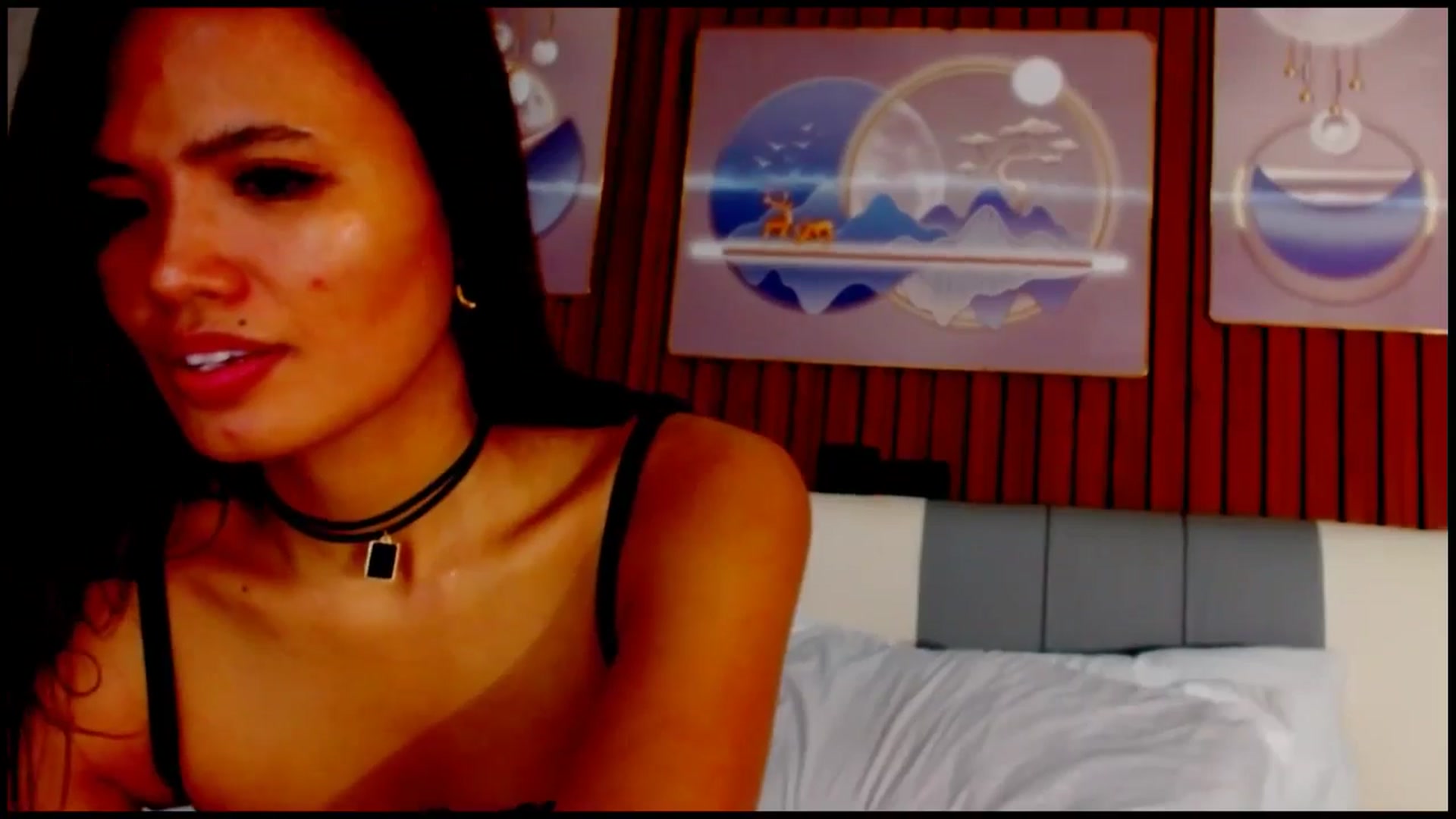 Gallery image thumbnail from SweetOne_4u's myfreecams stream on, 05/07/2025, 01:40 image 13 of 20