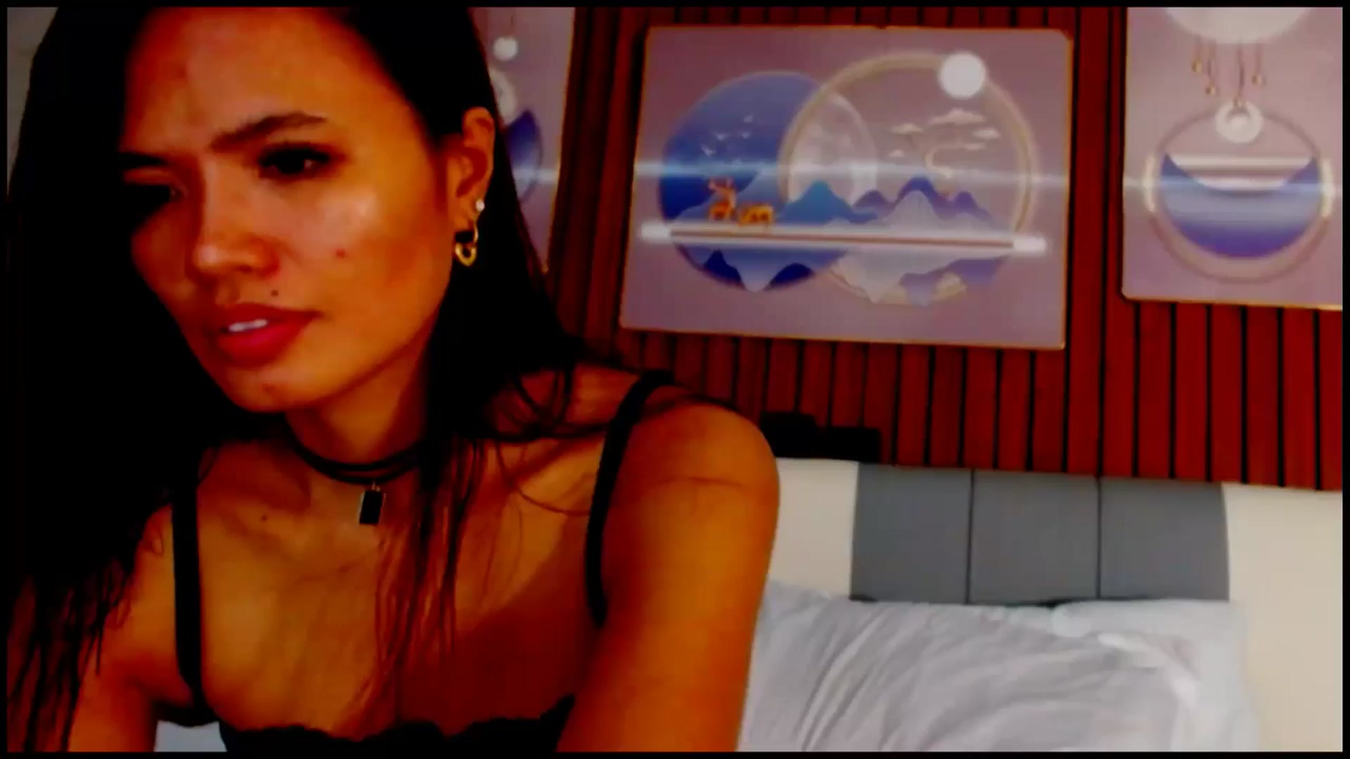 Gallery image thumbnail from SweetOne_4u's myfreecams stream on, 05/07/2025, 01:40 image 7 of 20