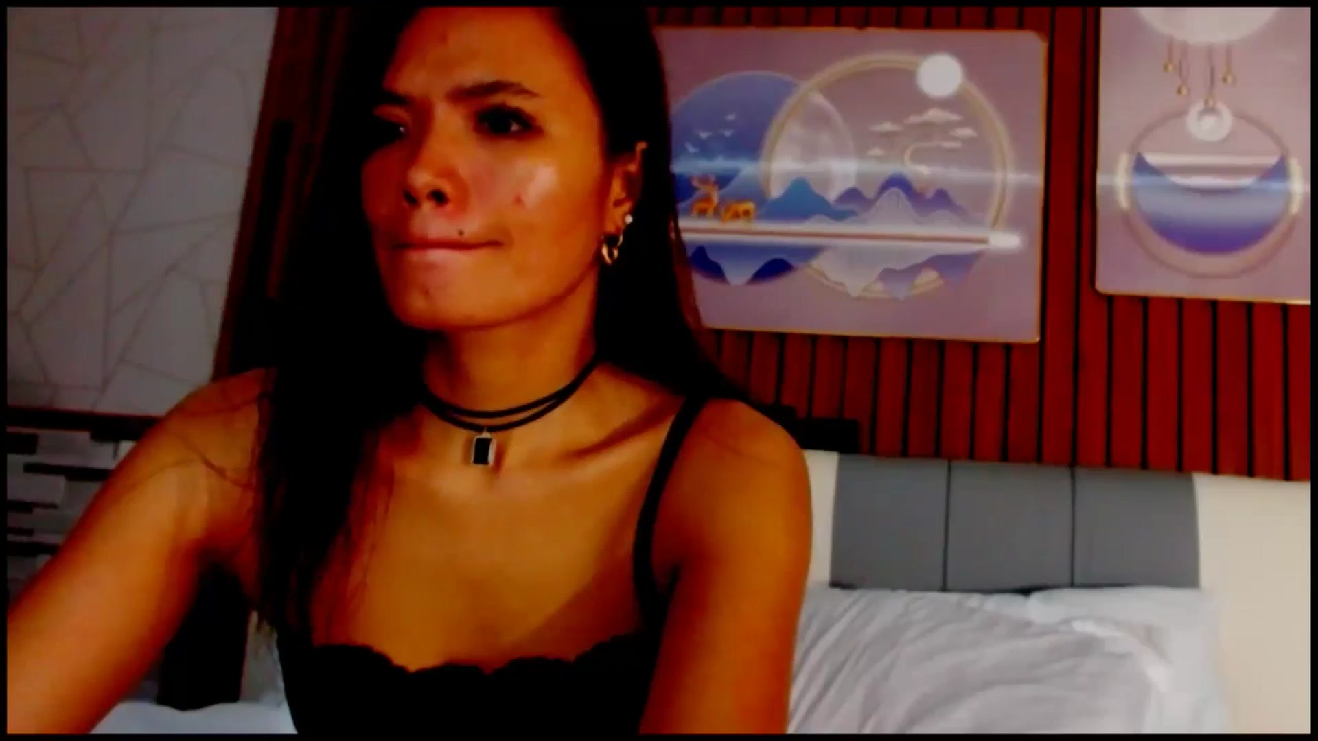 Gallery image thumbnail from SweetOne_4u's myfreecams stream on, 05/07/2025, 01:40 image 15 of 20