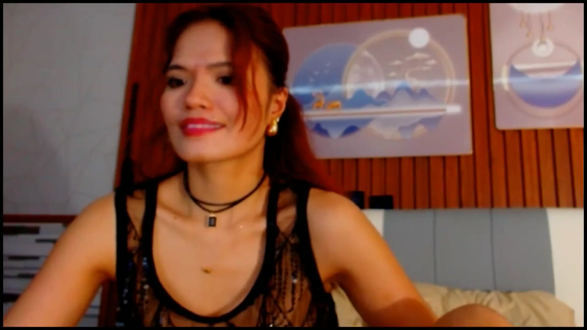 Gallery image thumbnail from SweetOne_4u's myfreecams stream on, 06/08/2025, 02:40 image 5 of 20