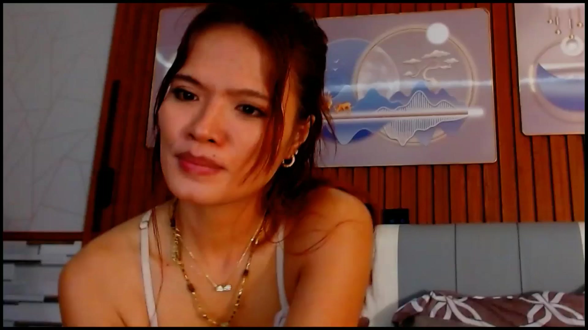 Gallery image thumbnail from SweetOne_4u's myfreecams stream on, 06/13/2025, 03:33 image 1 of 20