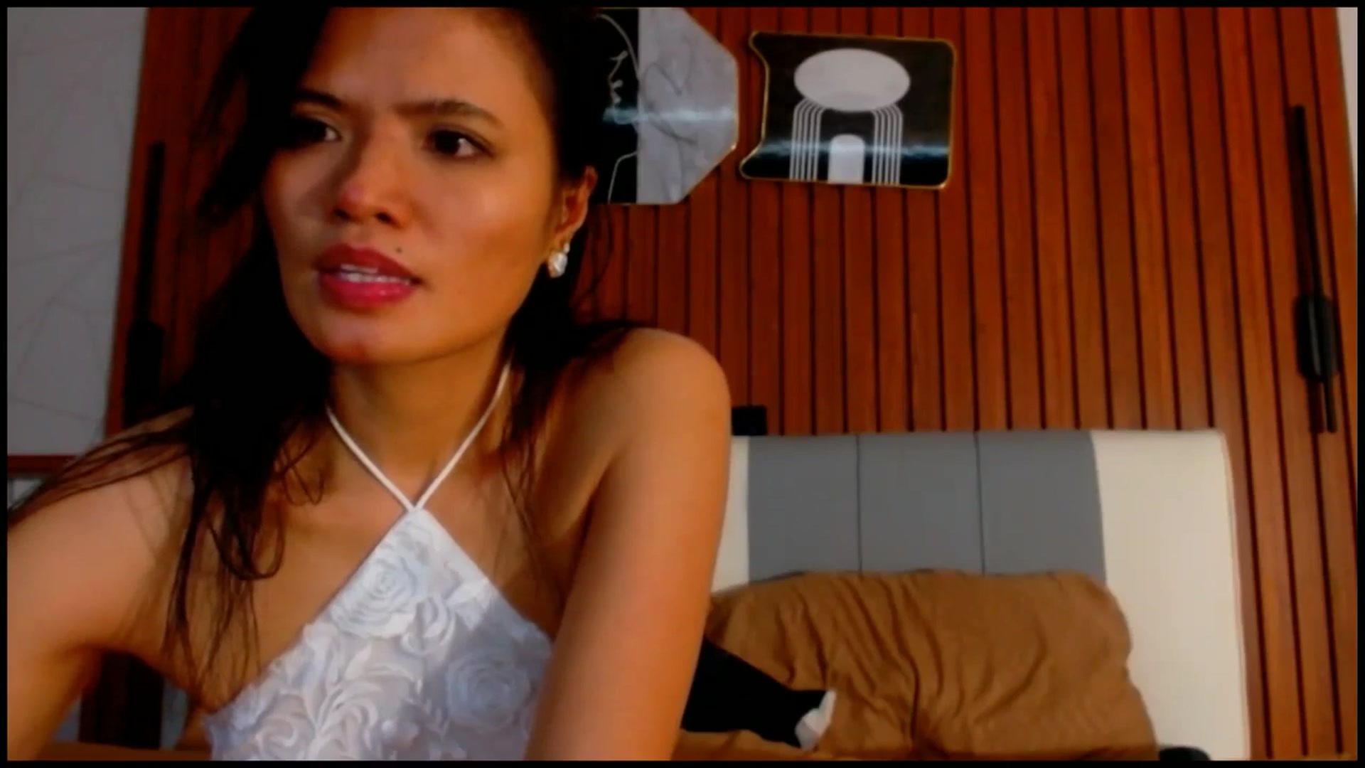 Gallery image thumbnail from SweetOne_4u's myfreecams stream on, 07/03/2025, 03:29 image 7 of 20
