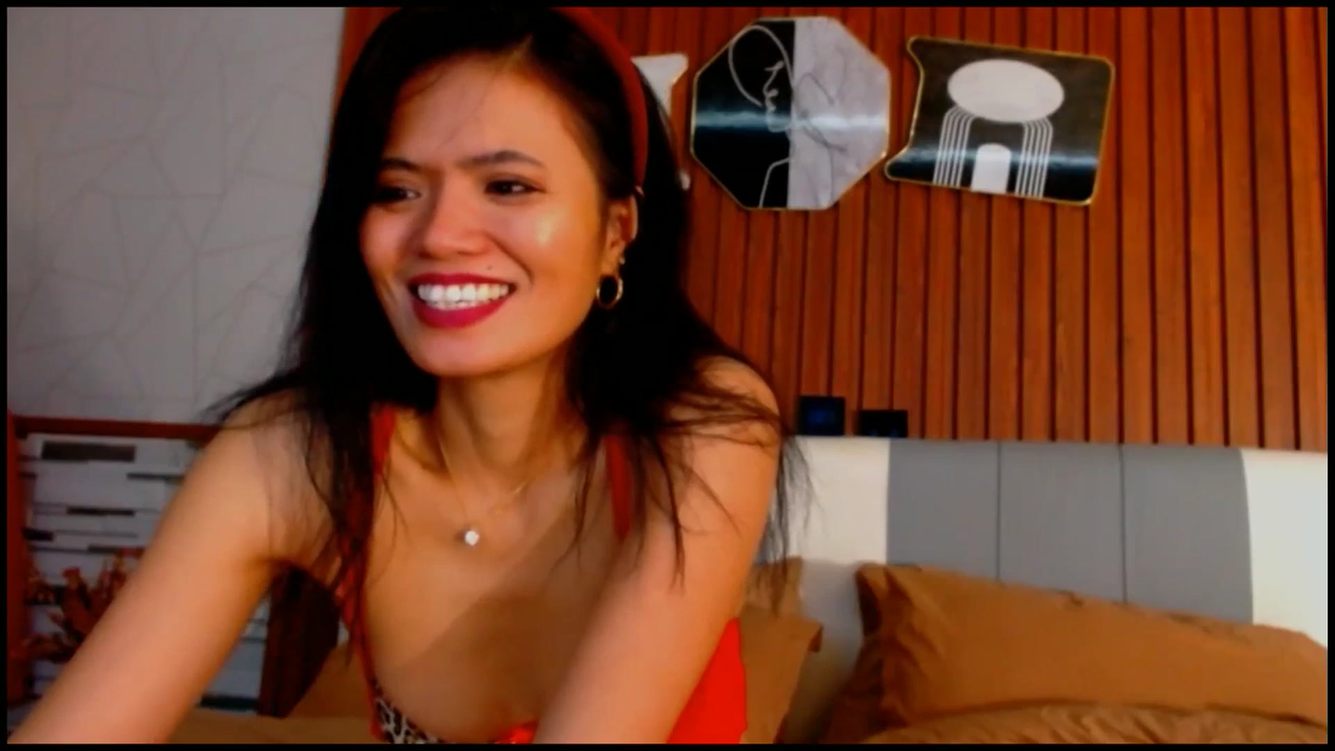Gallery image thumbnail from SweetOne_4u's myfreecams stream on, 07/07/2025, 02:41 image 7 of 20