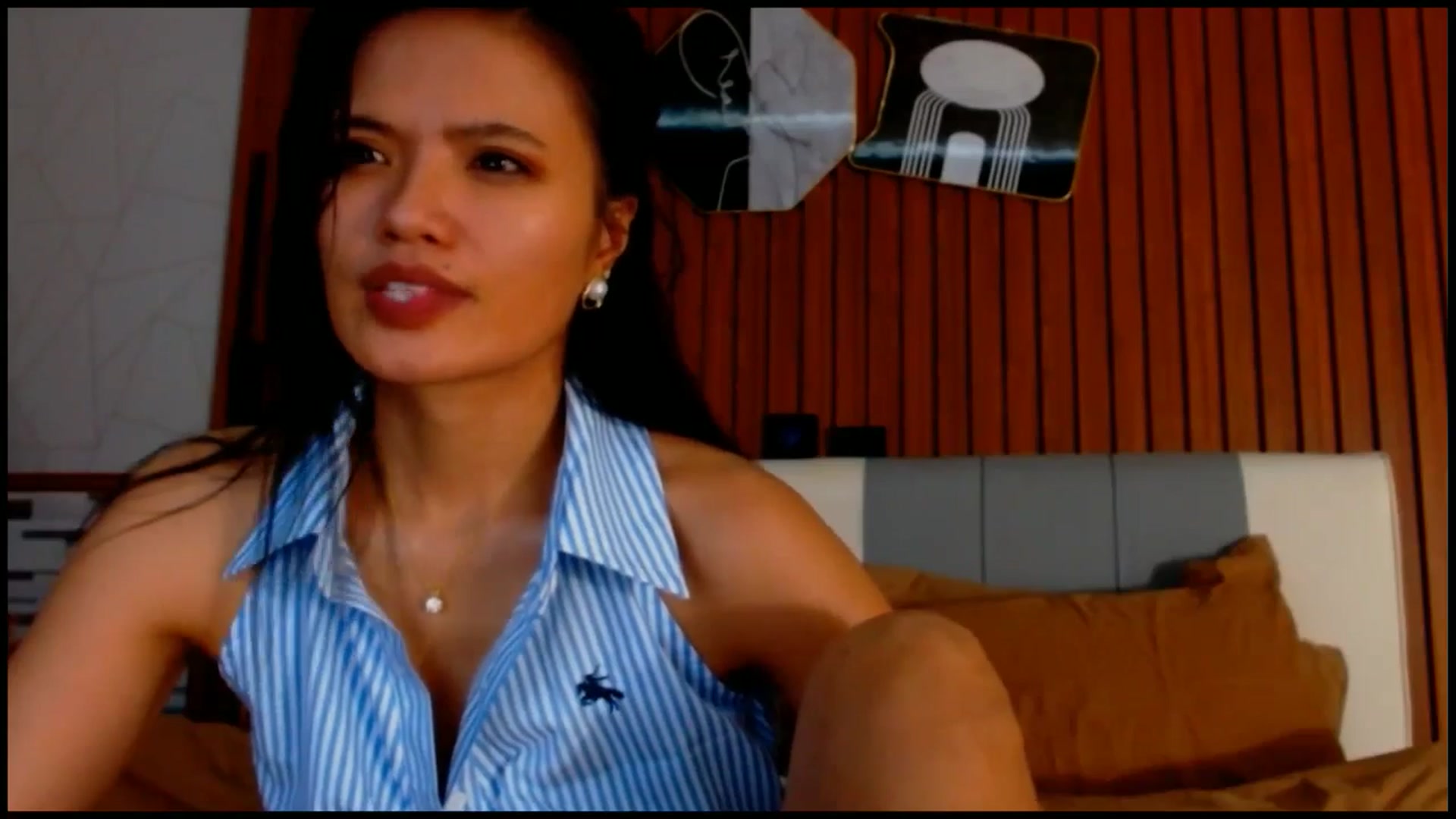 Gallery image thumbnail from SweetOne_4u's myfreecams stream on, 07/11/2025, 02:50 image 2 of 20