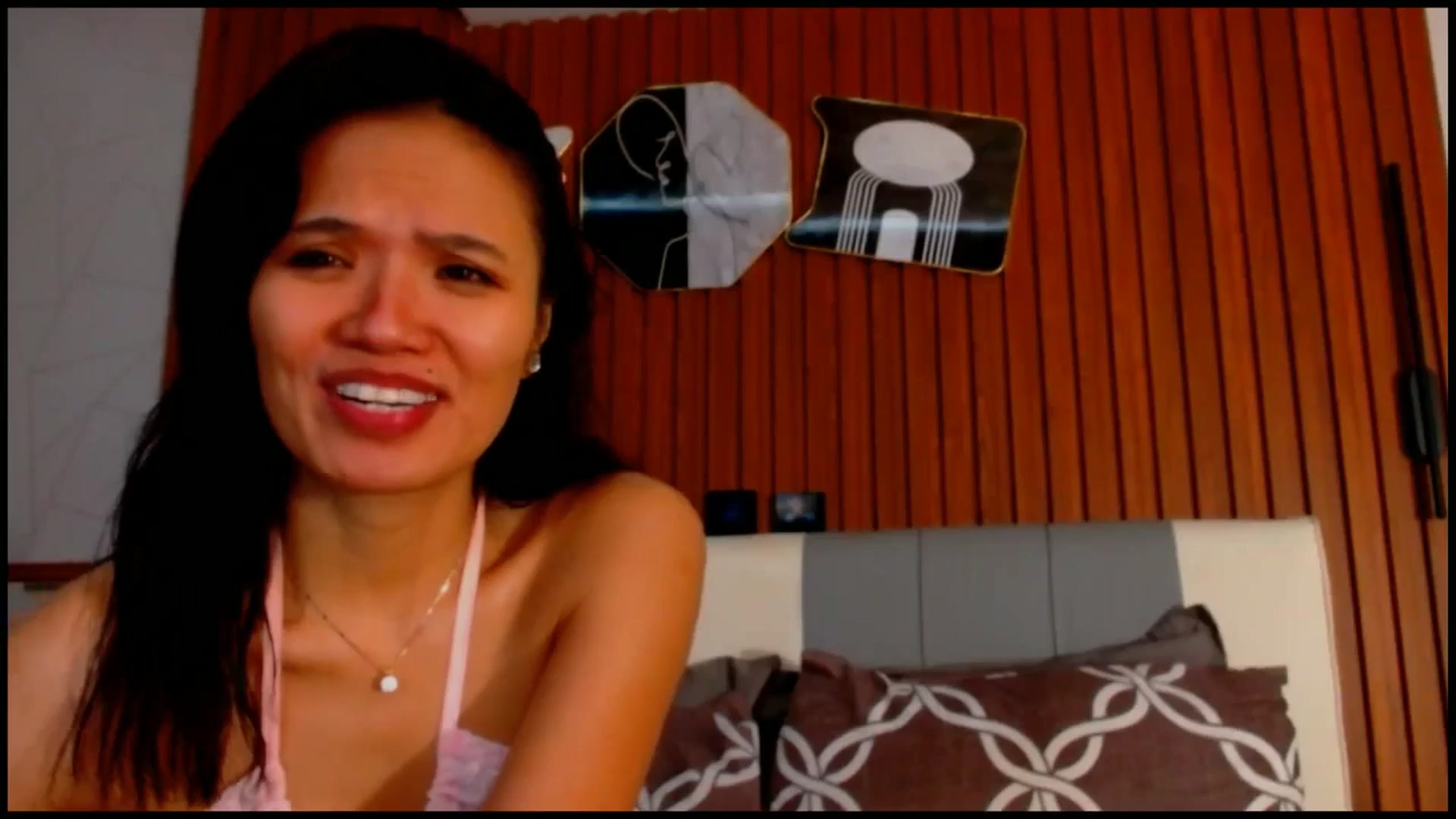 Gallery image thumbnail from SweetOne_4u's myfreecams stream on, 07/31/2025, 01:14 image 4 of 20