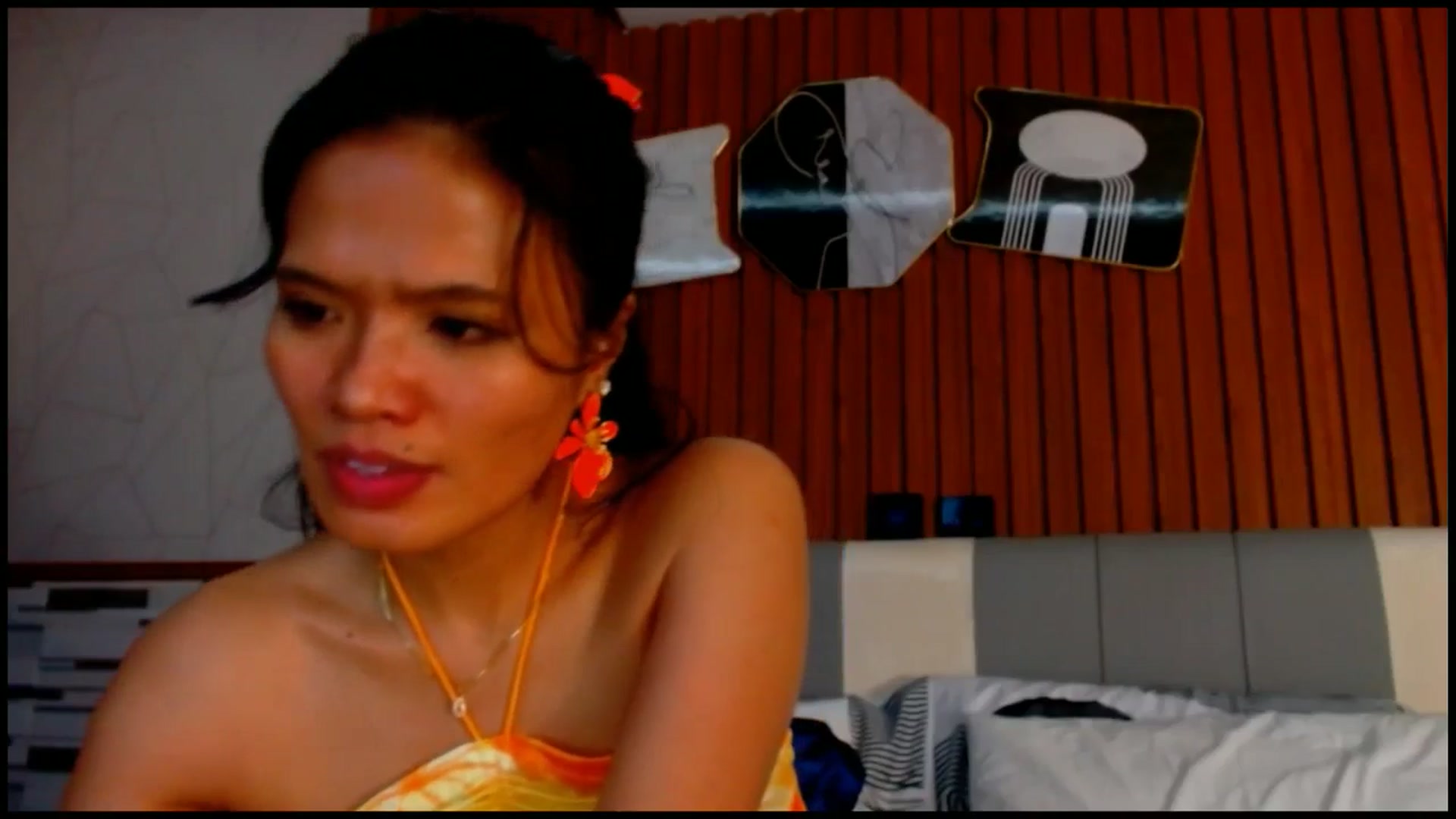 Gallery image thumbnail from SweetOne_4u's myfreecams stream on, 09/14/2025, 02:34 image 19 of 20