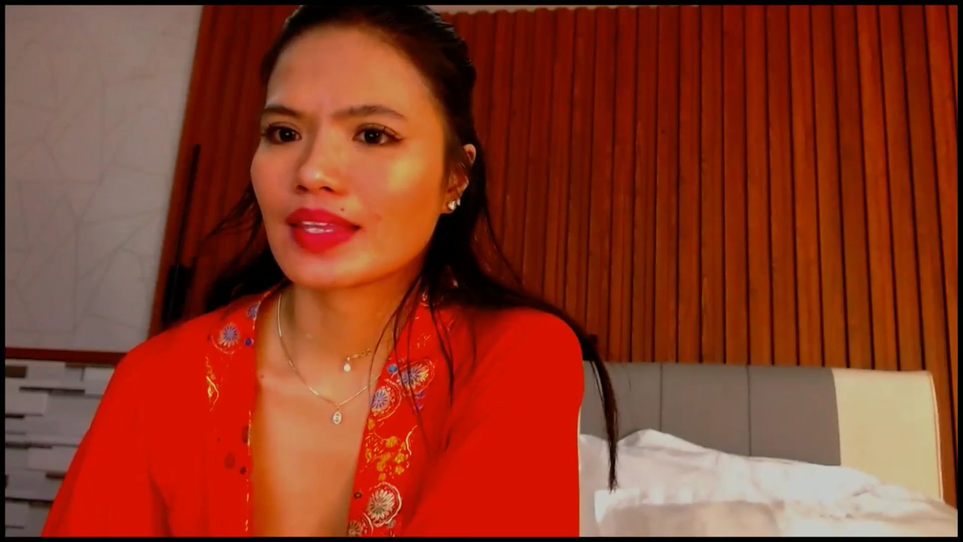 Gallery image thumbnail from SweetOne_4u's myfreecams stream on, 11/13/2025, 04:02 image 3 of 20