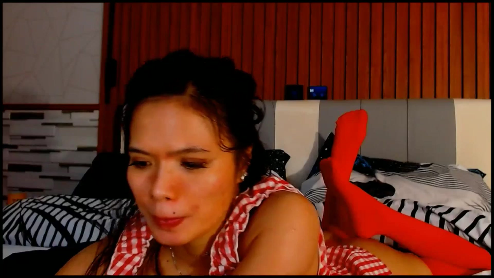 Gallery image thumbnail from SweetOne_4u's myfreecams stream on, 11/23/2025, 03:57 image 18 of 20