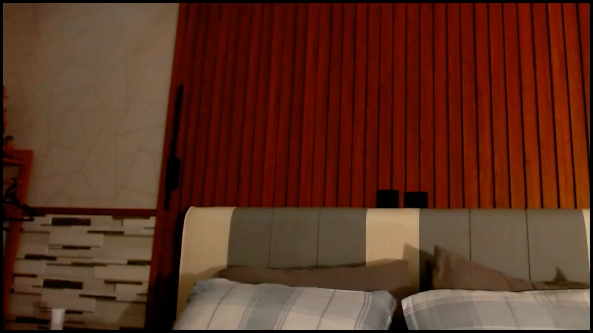 Gallery image thumbnail from SweetOne_4u's myfreecams stream on, 01/18/2026, 03:51 image 1 of 20