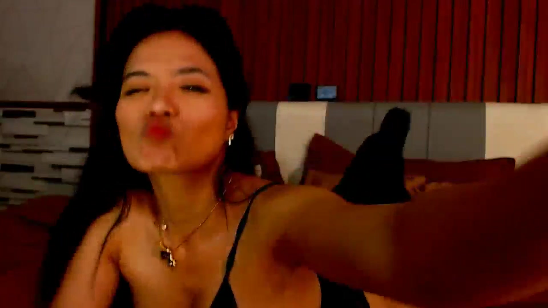 Gallery image thumbnail from SweetOne_4u's myfreecams stream on, 01/30/2026, 03:19 image 14 of 20