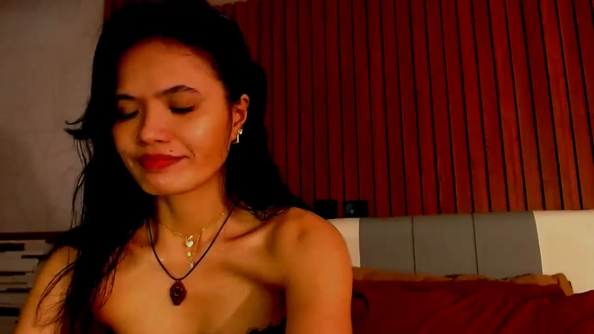 Gallery image thumbnail from SweetOne_4u's myfreecams stream on, 02/03/2026, 02:04 image 3 of 20