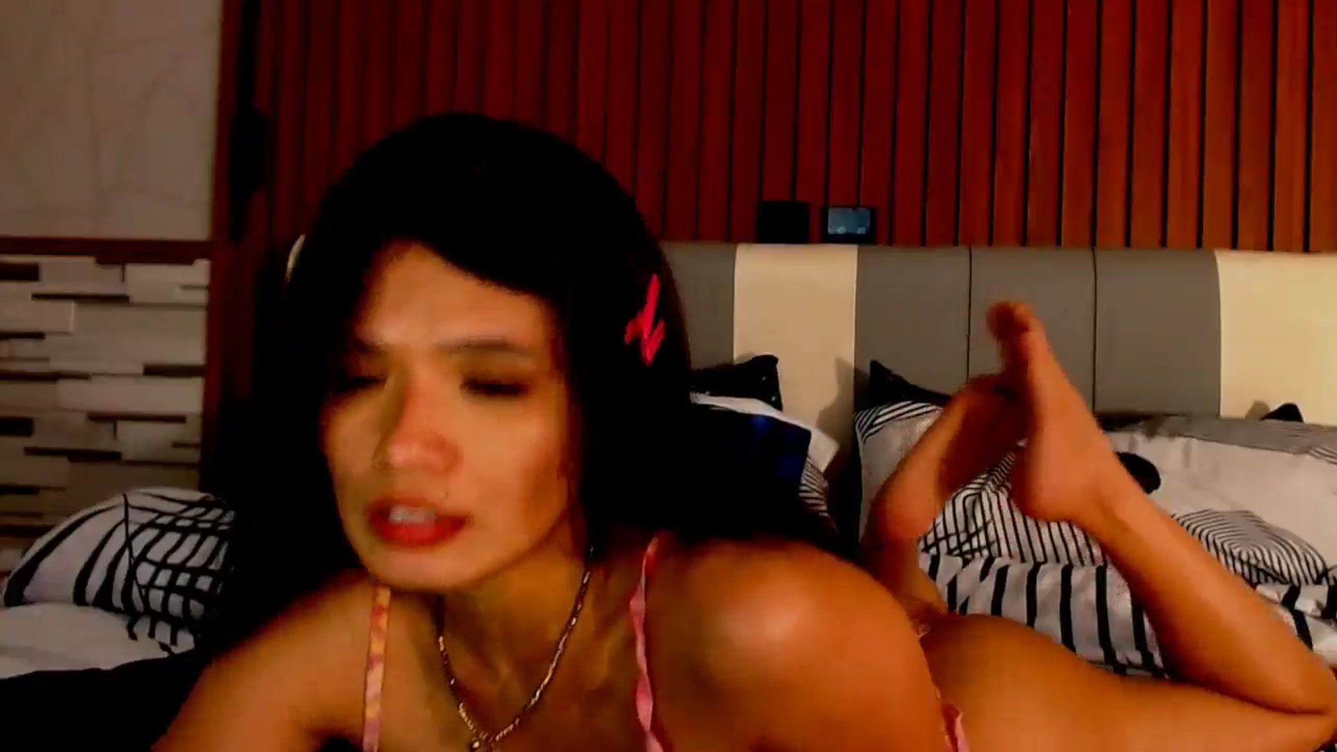 Gallery image thumbnail from SweetOne_4u's myfreecams stream on, 02/16/2026, 04:22 image 8 of 20