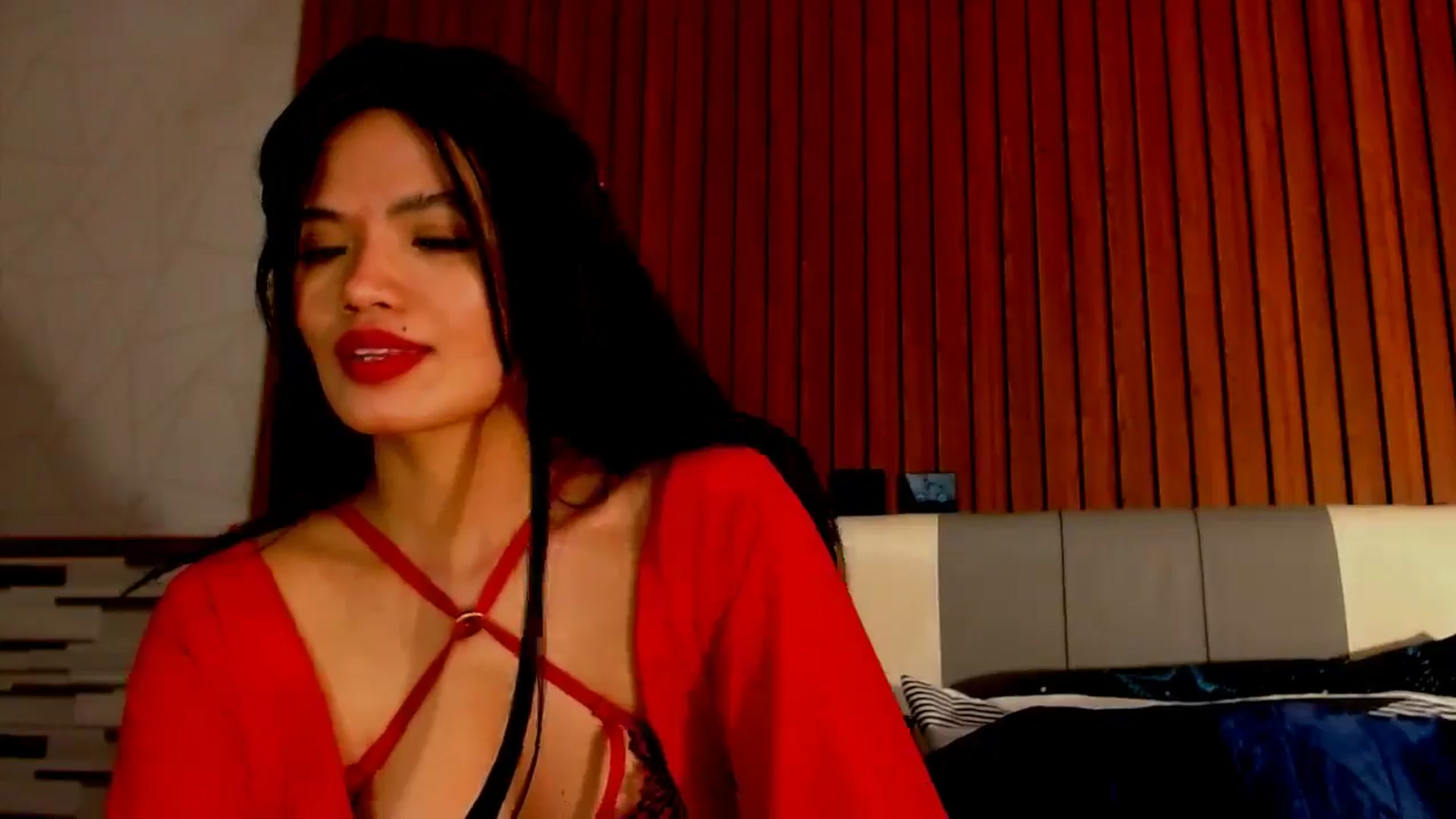 Gallery image thumbnail from SweetOne_4u's myfreecams stream on, 02/21/2026, 03:29 image 2 of 20