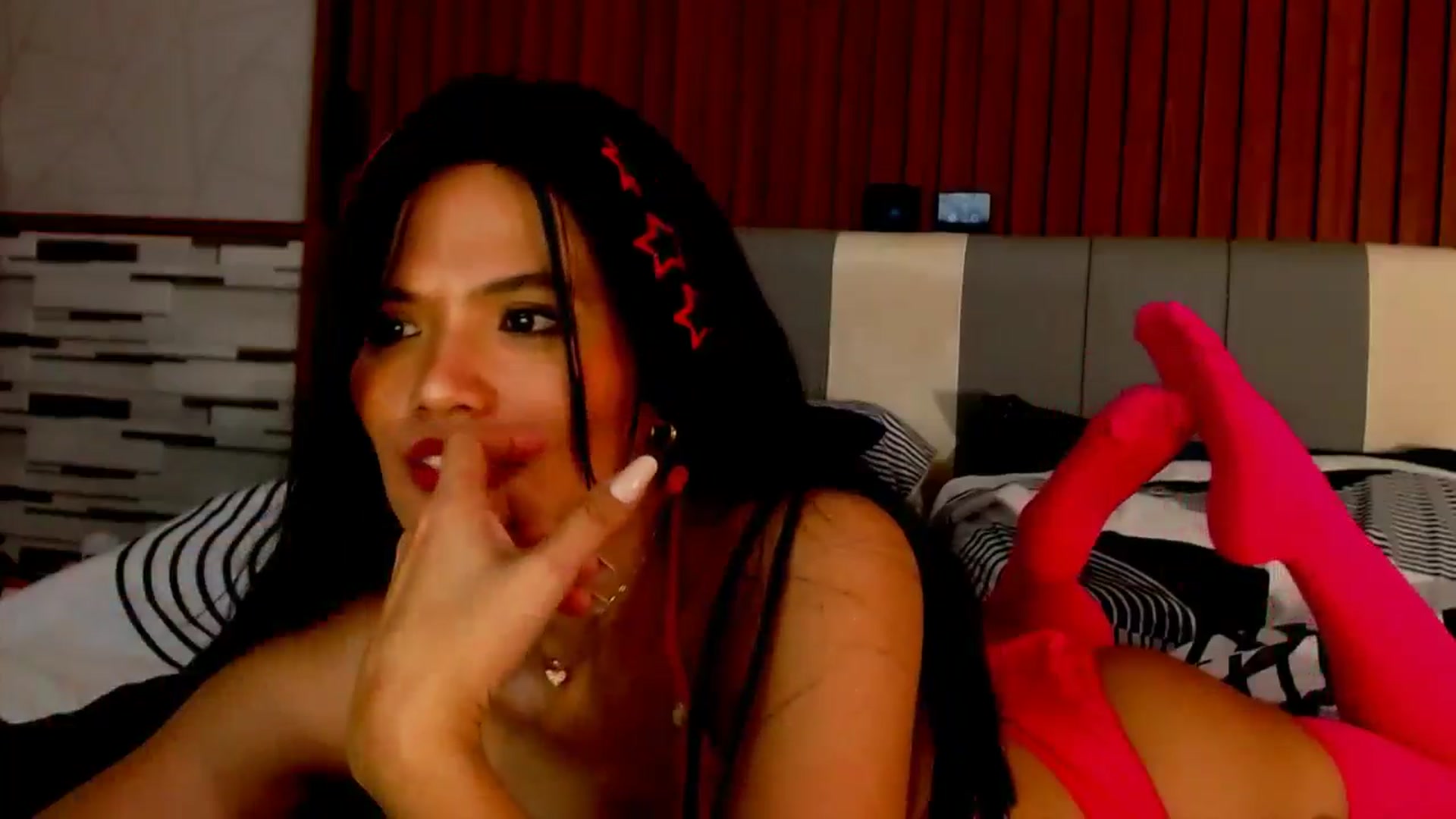 Gallery image thumbnail from SweetOne_4u's myfreecams stream on, 02/27/2026, 03:30 image 19 of 20