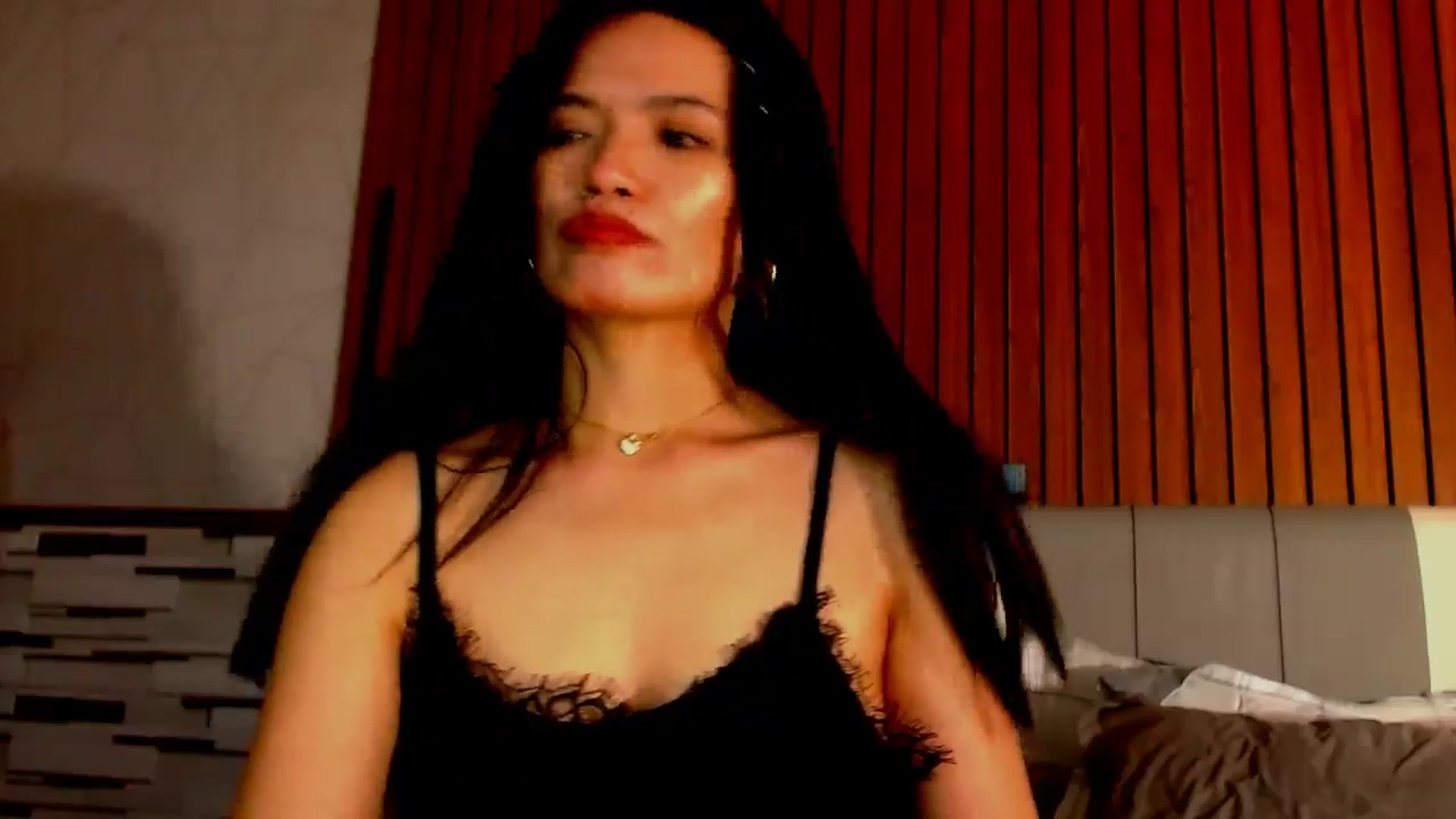 Gallery image thumbnail from SweetOne_4u's myfreecams stream on, 03/05/2026, 01:33 image 18 of 20