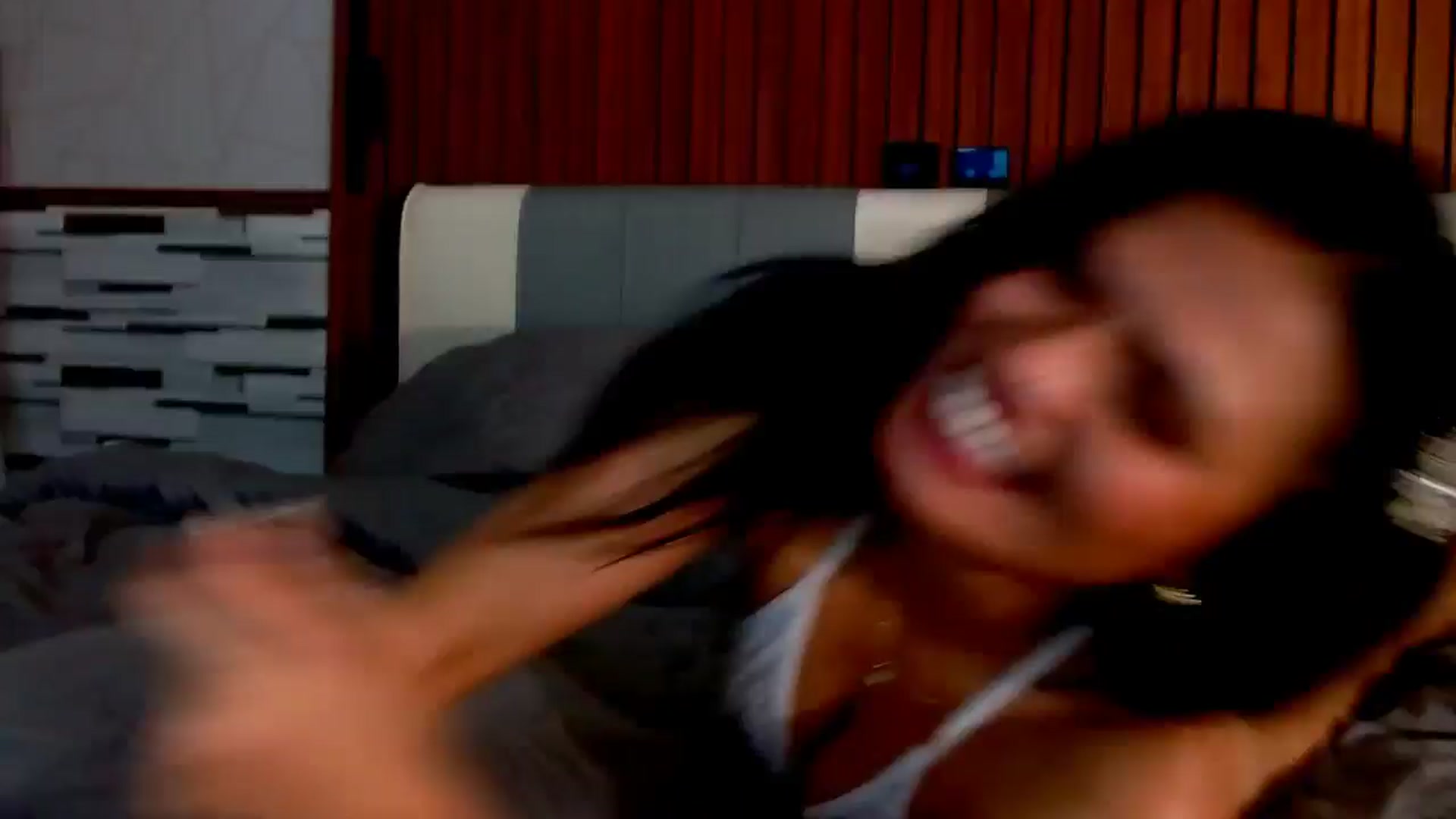 Gallery image thumbnail from SweetOne_4u's myfreecams stream on, 05/11/2026, 03:22 image 17 of 20