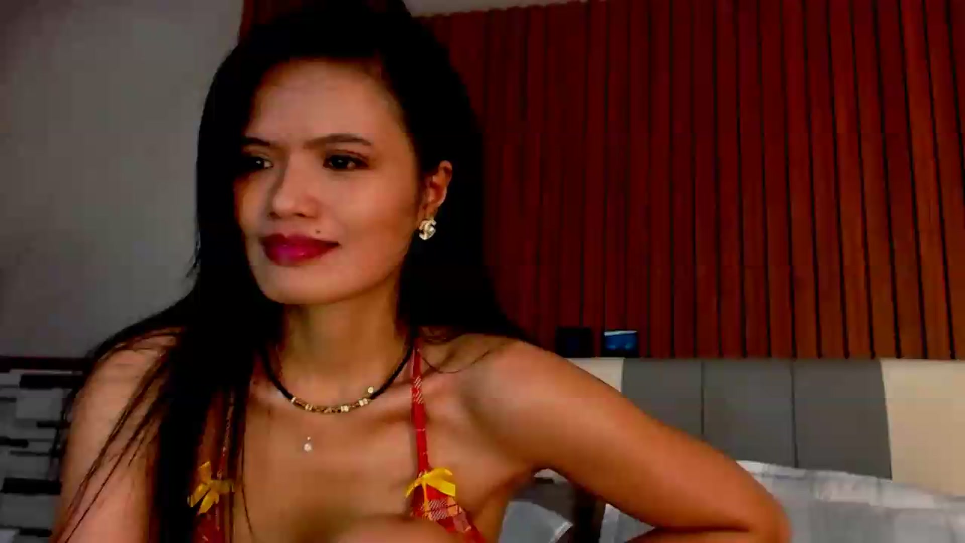 Gallery image thumbnail from SweetOne_4u's myfreecams stream on, 05/18/2026, 03:30 image 1 of 20