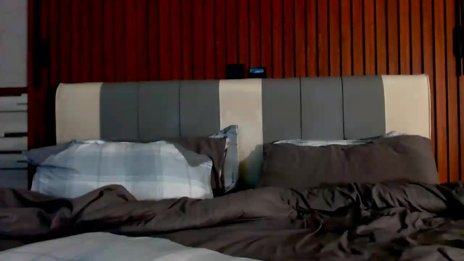 Gallery image thumbnail from SweetOne_4u's myfreecams stream on, 07/09/2026, 03:16 image 10 of 20