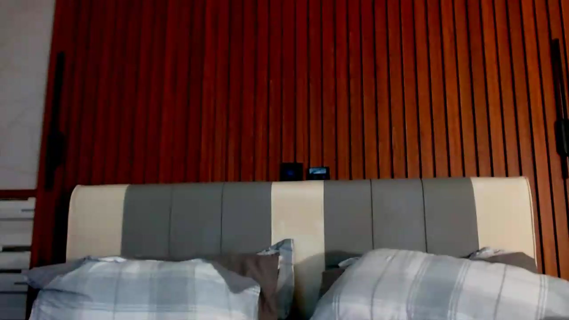 Gallery image thumbnail from SweetOne_4u's myfreecams stream on, 07/09/2026, 03:16 image 3 of 20
