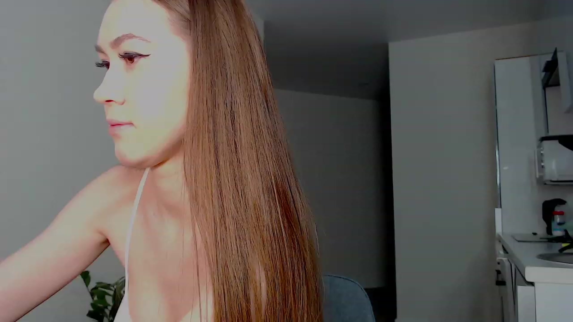 Gallery image thumbnail from SweetPulse's myfreecams stream on, 12/18/2022, 21:07 image 3 of 20