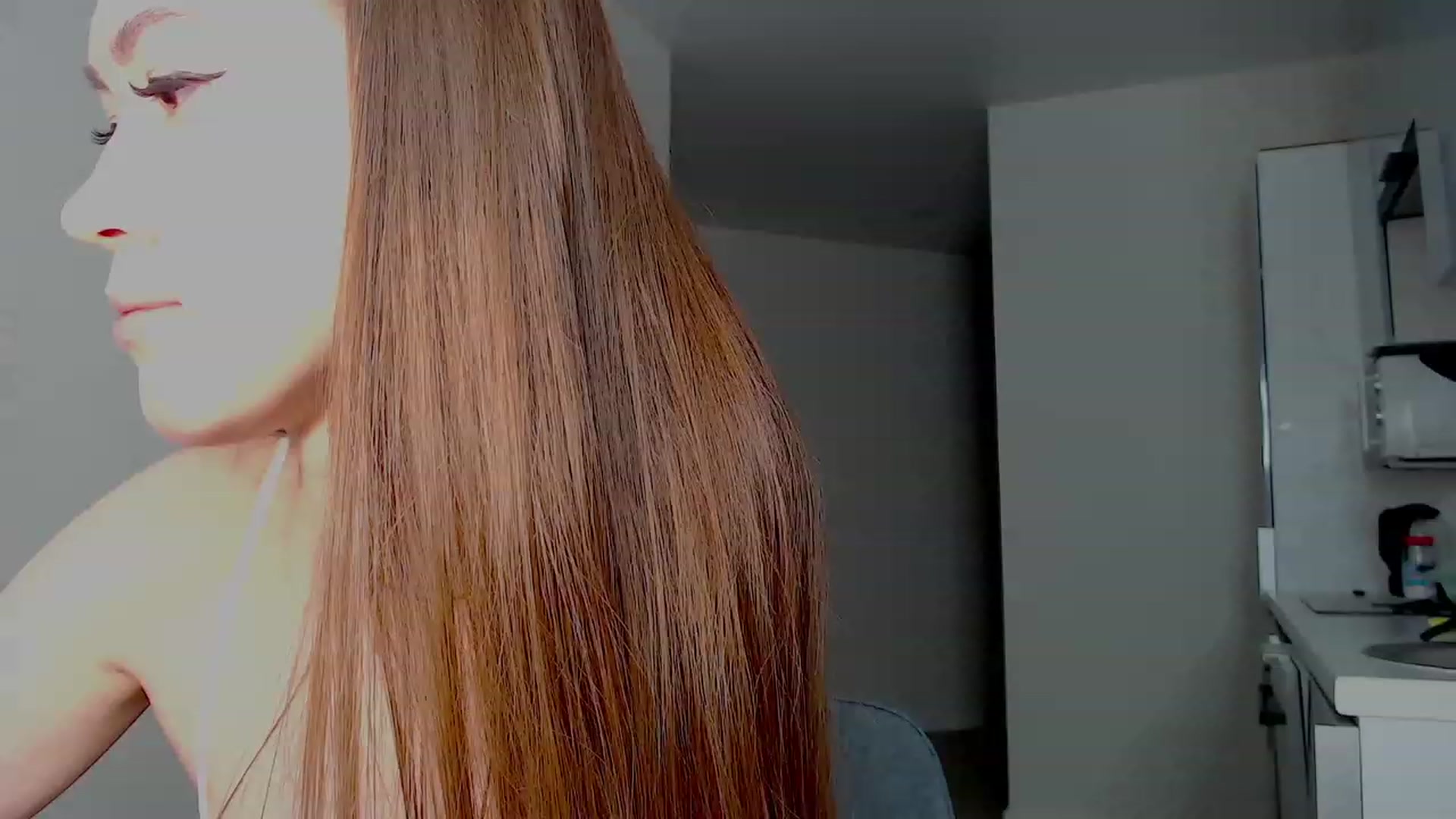Gallery image thumbnail from SweetPulse's myfreecams stream on, 12/18/2022, 21:07 image 2 of 20