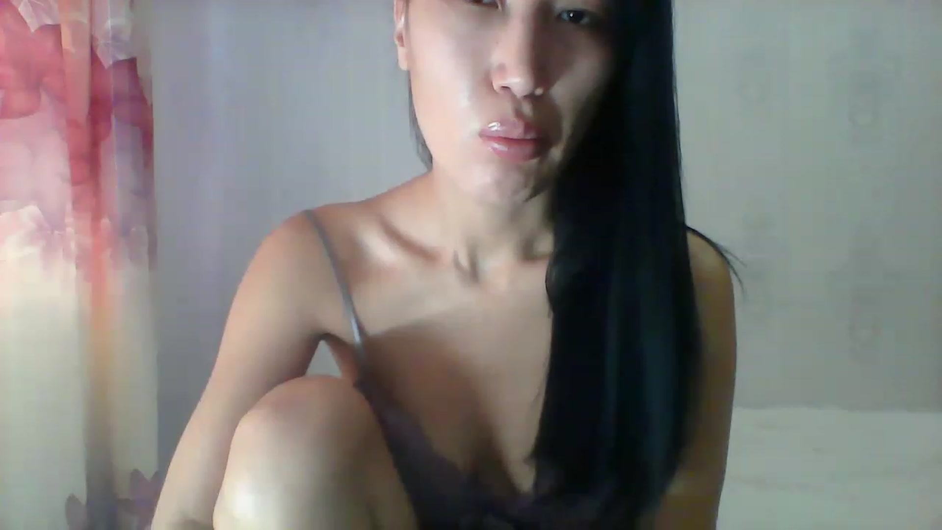 Gallery image thumbnail from SweetRo0mance's myfreecams stream on, 12/08/2022, 05:14 image 7 of 20