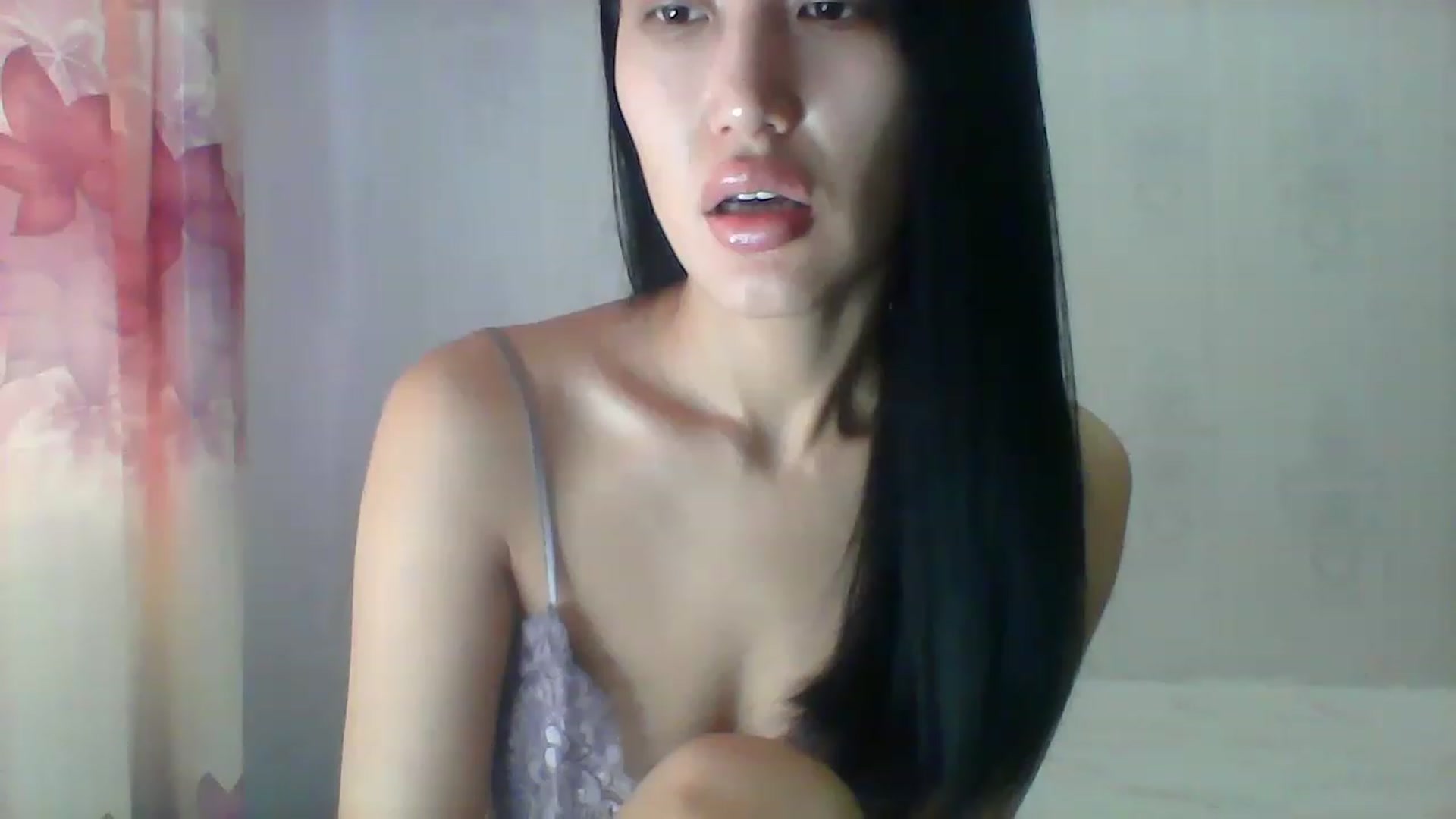 Gallery image thumbnail from SweetRo0mance's myfreecams stream on, 12/08/2022, 05:14 image 4 of 20