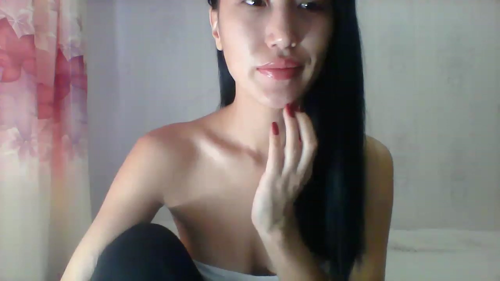 Gallery image thumbnail from SweetRo0mance's myfreecams stream on, 12/09/2022, 04:56 image 10 of 20