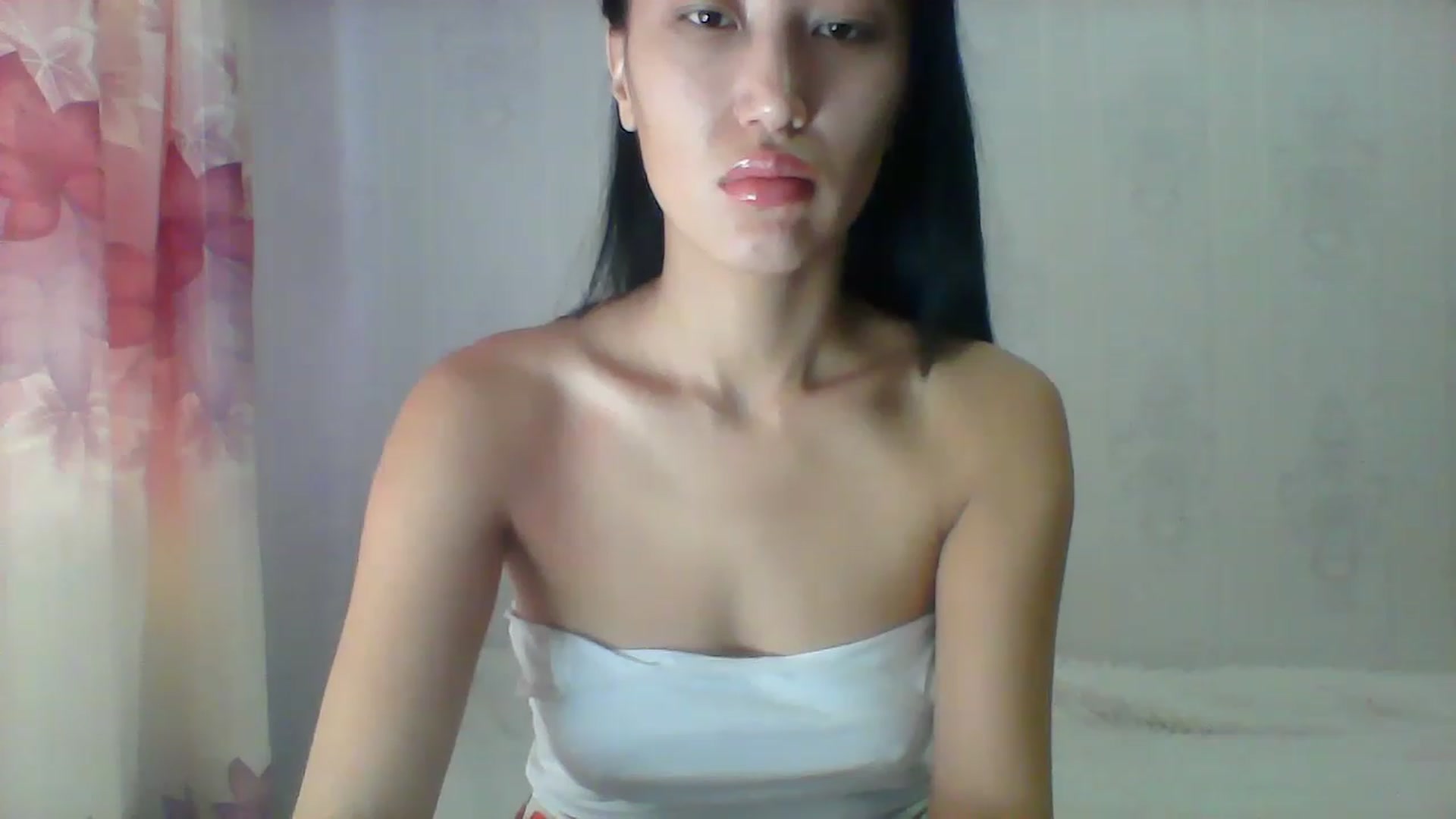 Gallery image thumbnail from SweetRo0mance's myfreecams stream on, 12/09/2022, 04:56 image 18 of 20